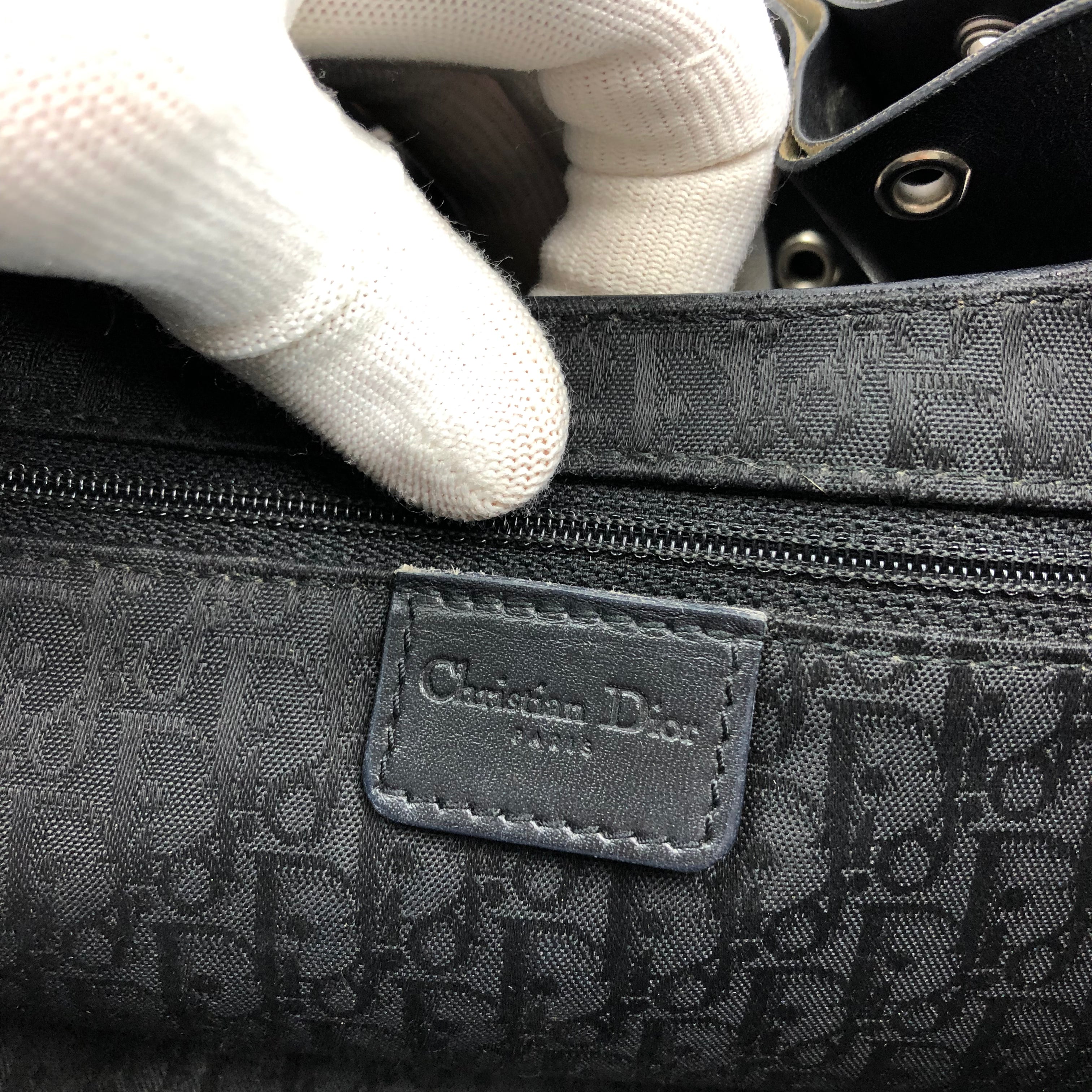 CHRISTIAN DIOR STREET CHIC COLUMBUS SHOULDER BAG