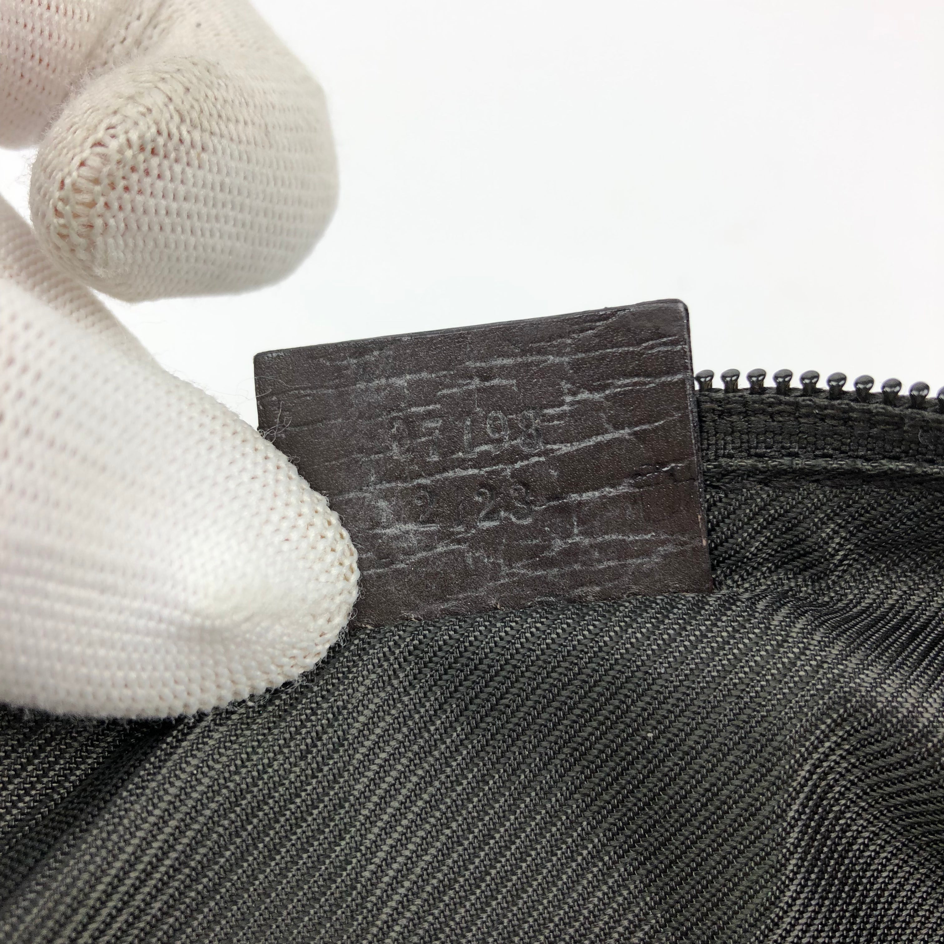 GUCCI MONOGRAM SHOULDER BAG