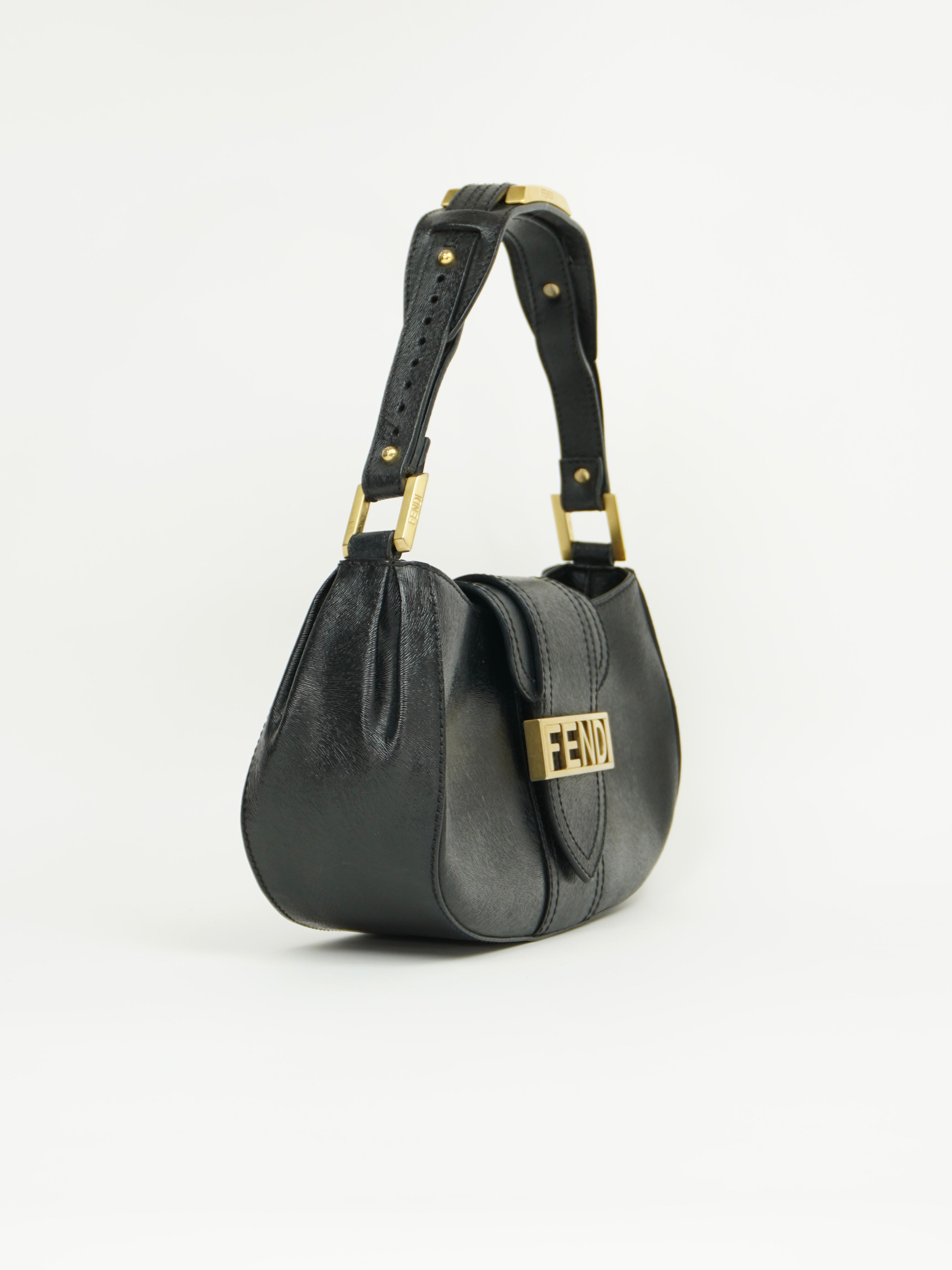 FENDI LEATHER BAG WITH GOLD HARDWARE