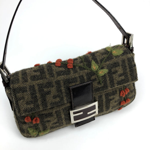 FENDI CASHMERE WOOL BAGUETTE SHOULDER BAG