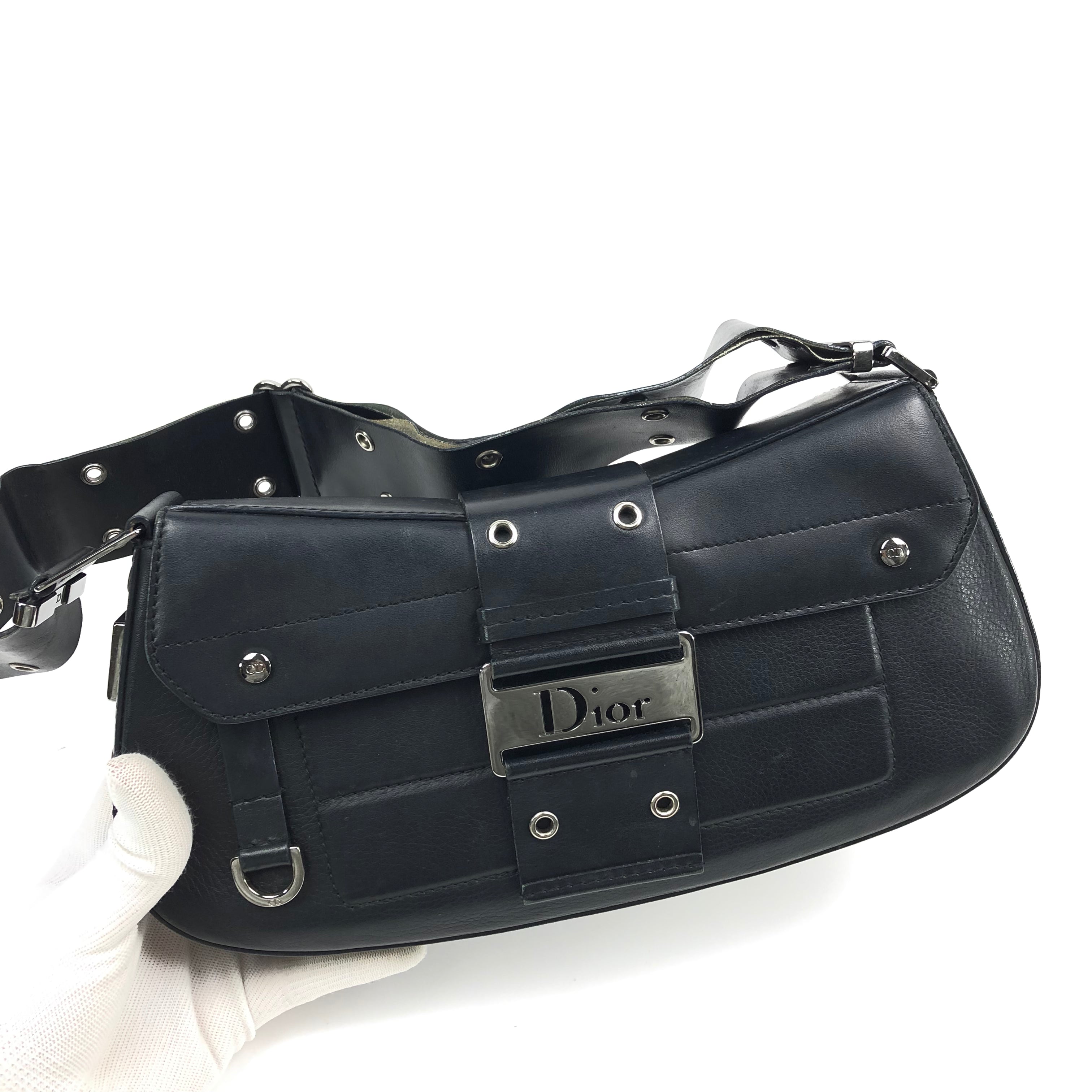 CHRISTIAN DIOR STREET CHIC COLUMBUS SHOULDER BAG