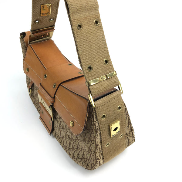 CHRISTIAN DIOR STREET CHIC COLUMBUS SHOULDER BAG