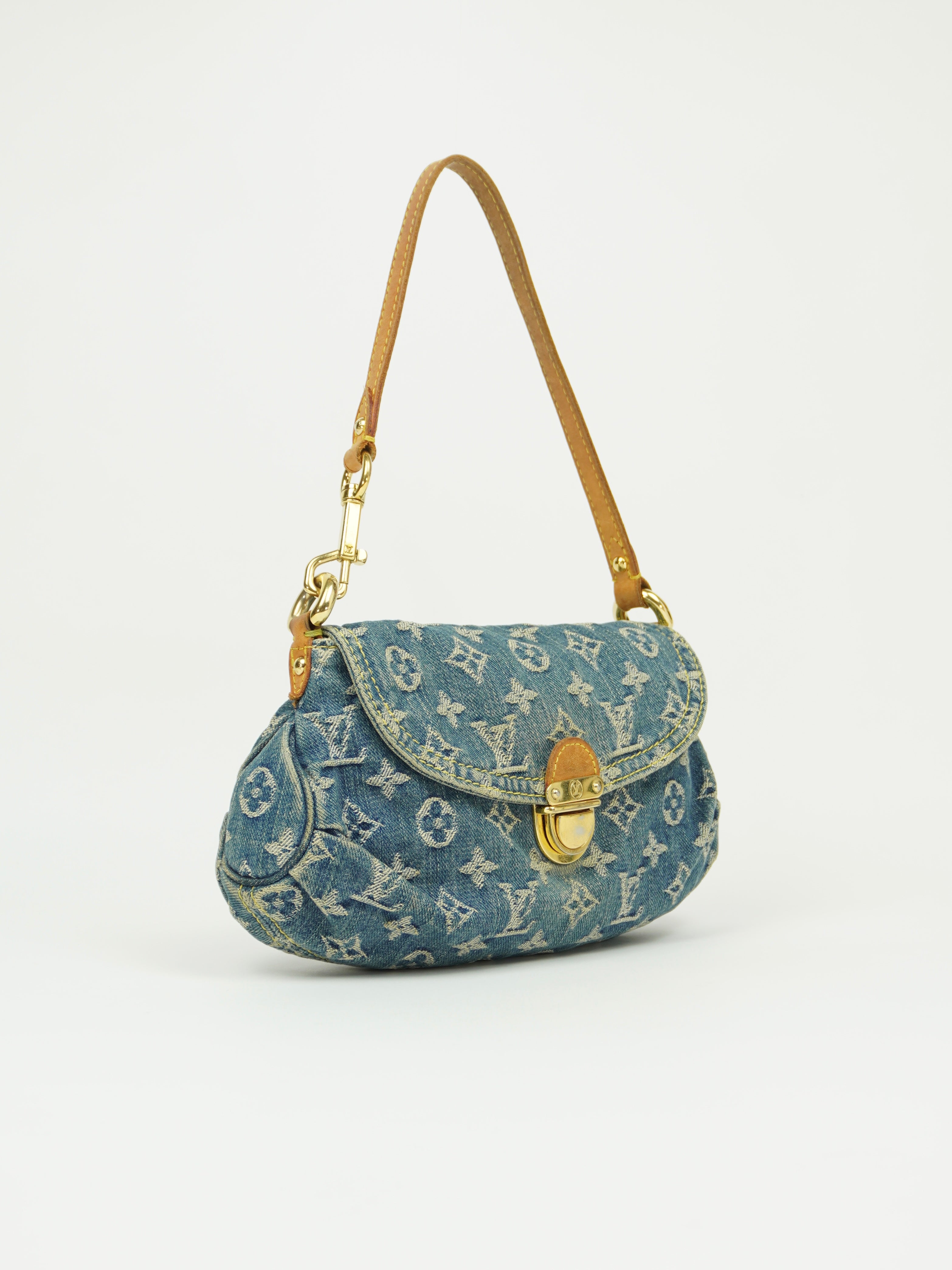 LOUIS VUITTON DENIM PLEATY BAG