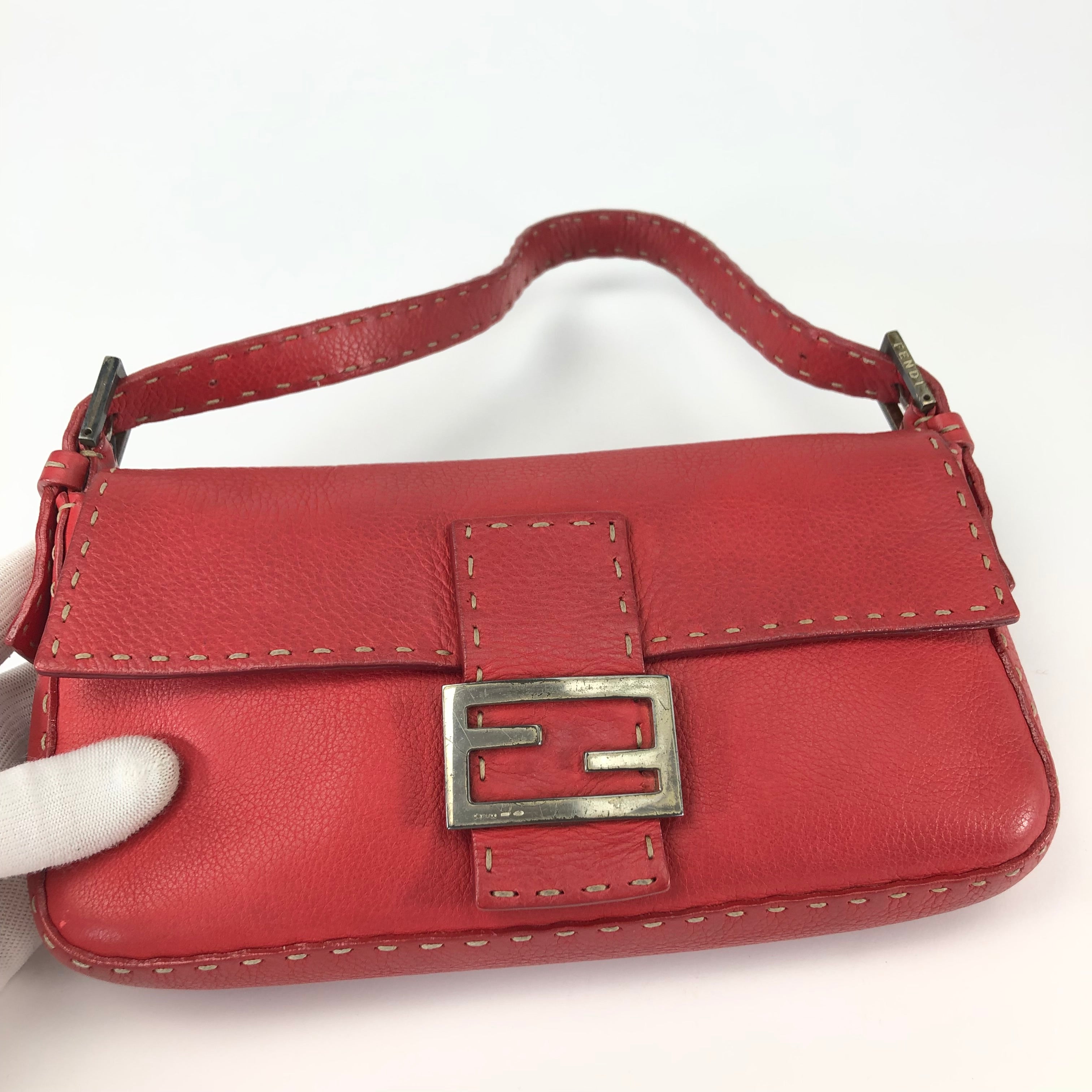 FENDI SELLERIA BAGUETTE BAG
