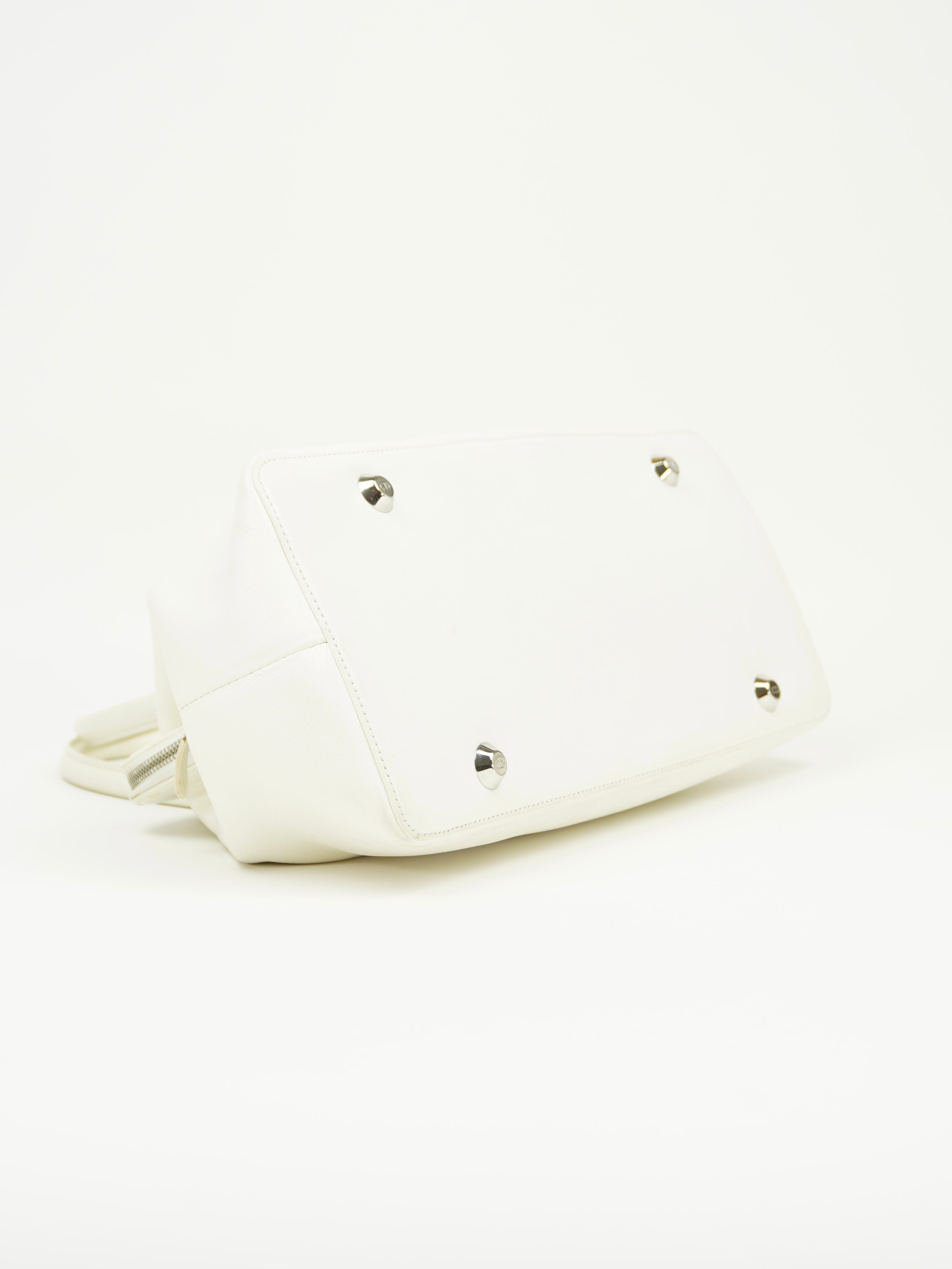 CHRISTIAN DIOR LEATHER BAG