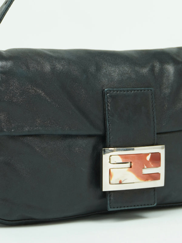 FENDI LEATHER BAGUETTE WITH MARBLE BUCKLE
