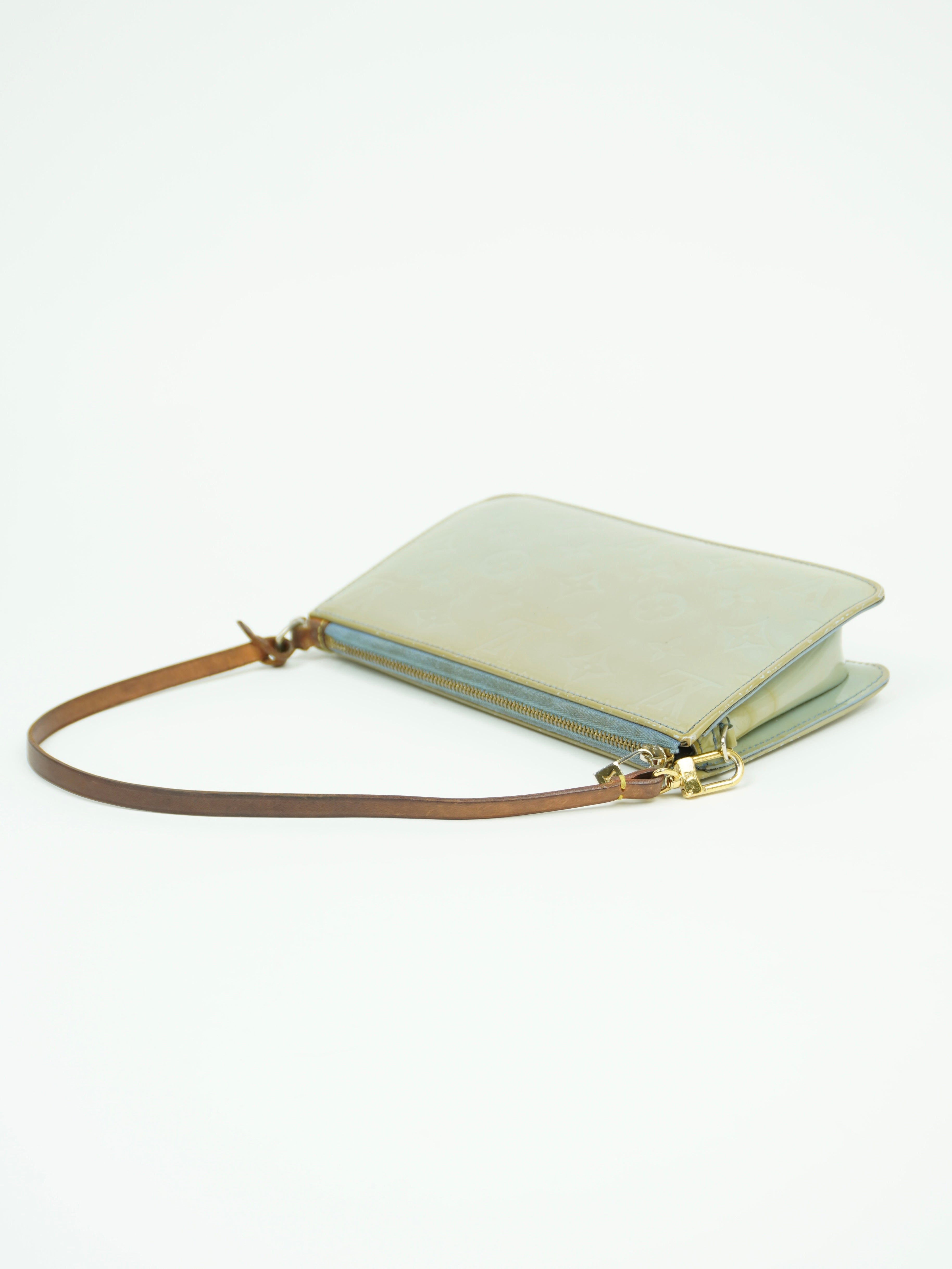 LOUIS VUITTON VERNIS POCHETTE