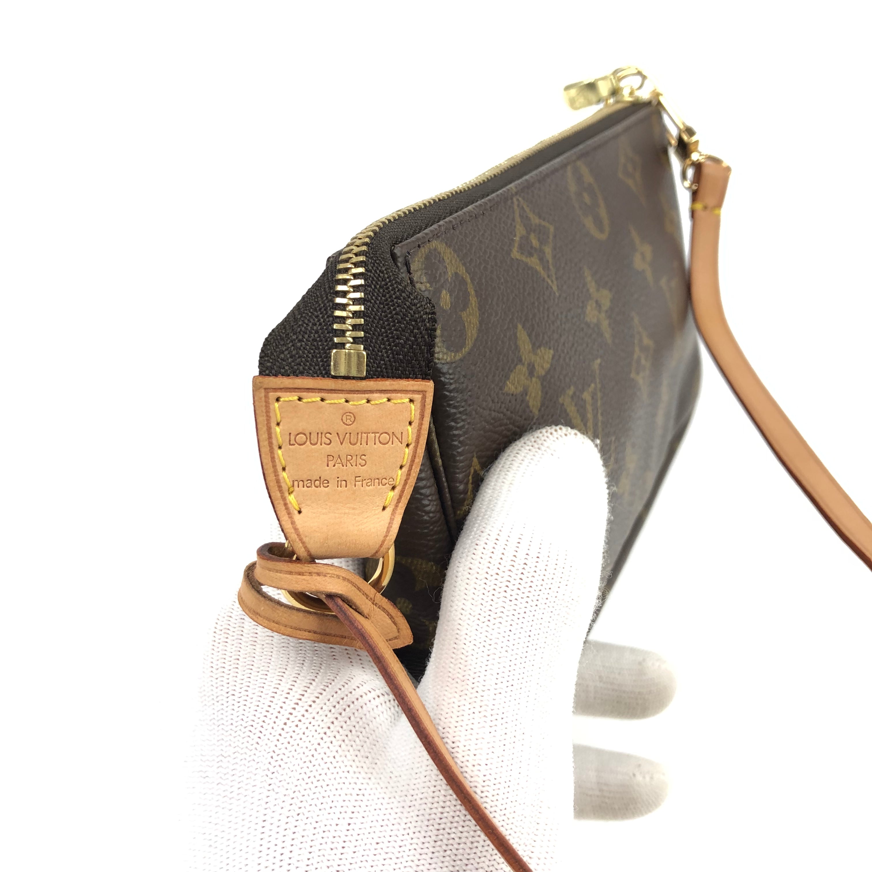 LOUIS VUITTON MINI POCHETTE BAG
