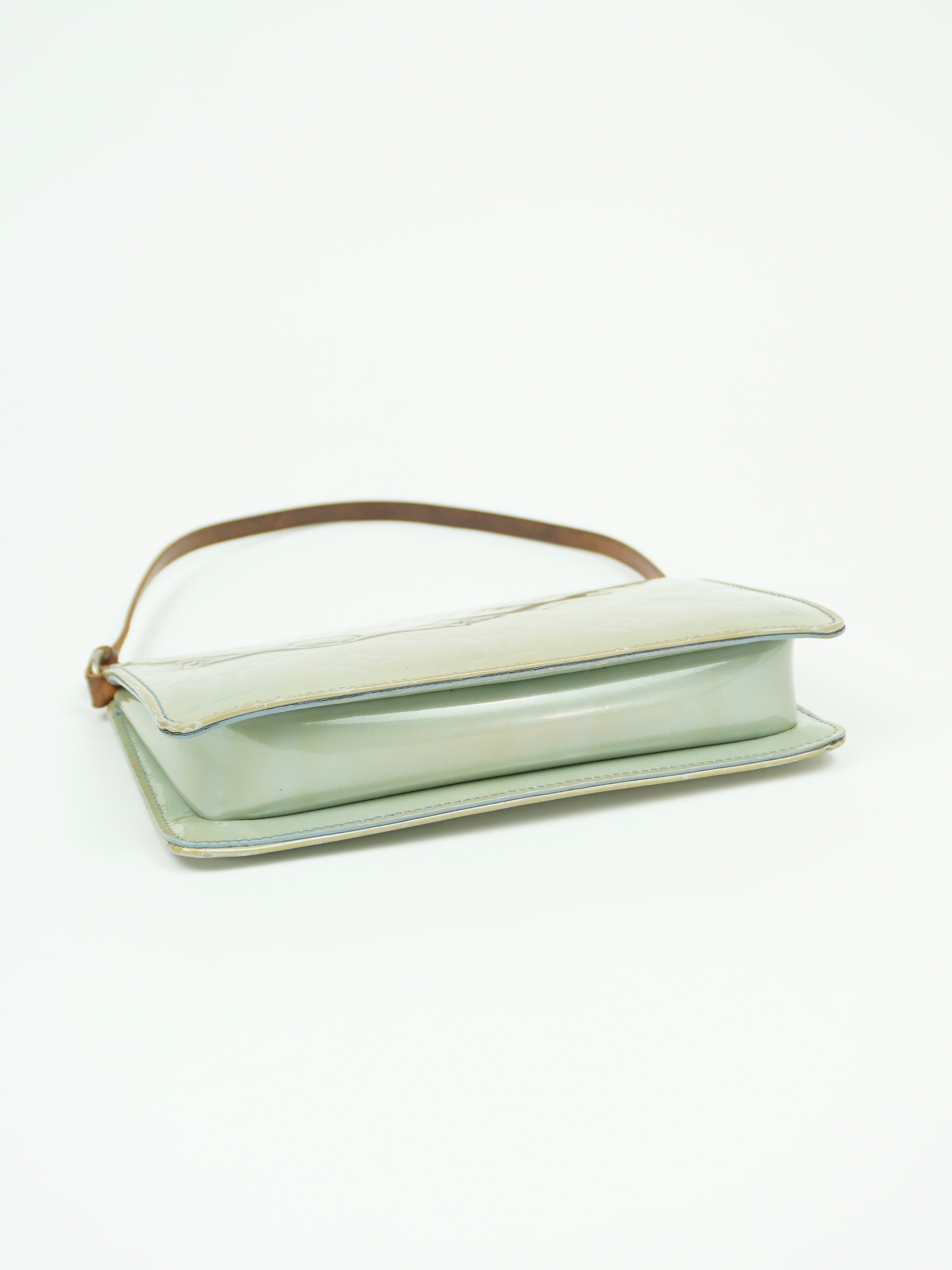 LOUIS VUITTON VERNIS POCHETTE
