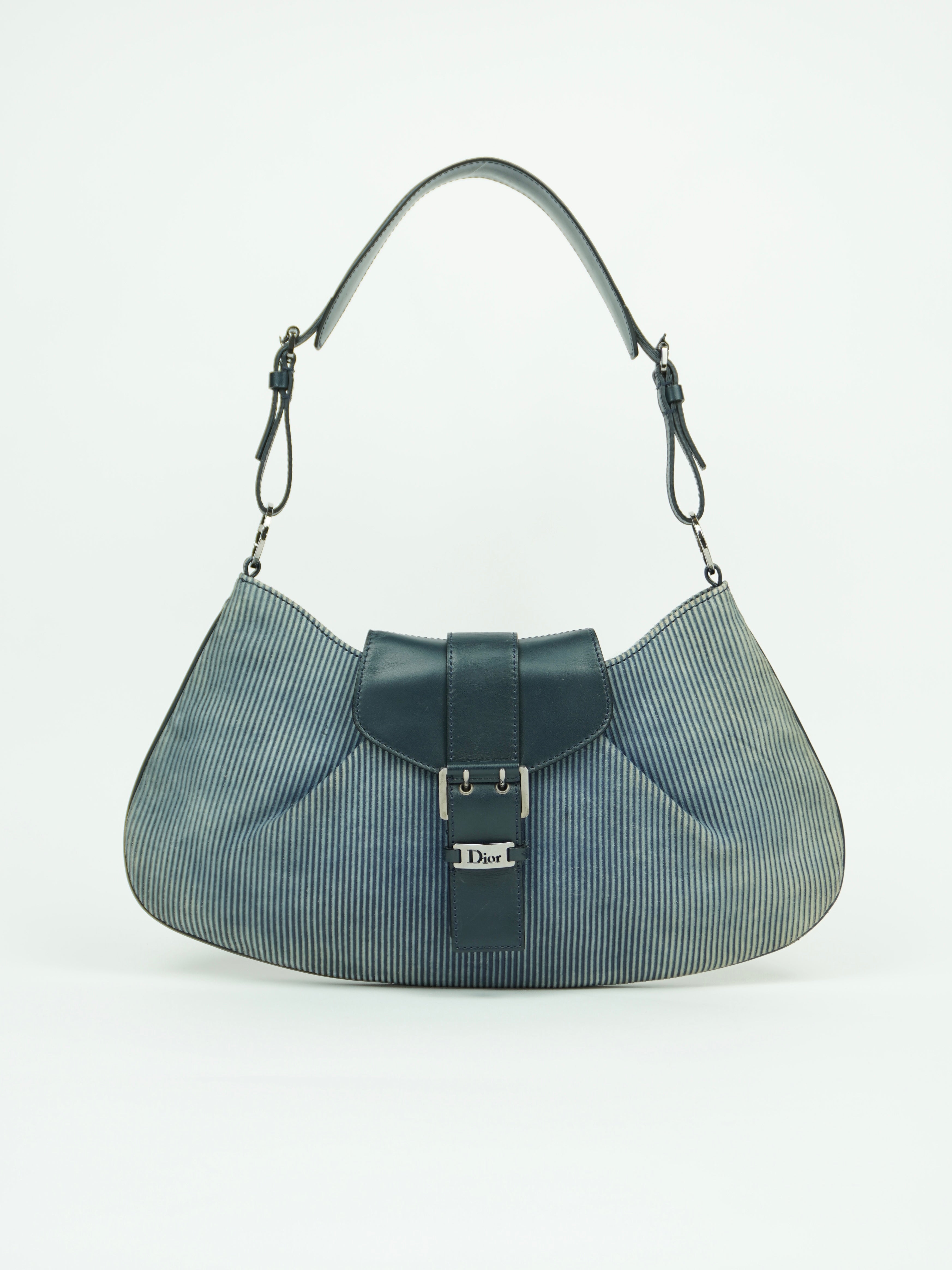 CHRISTIAN DIOR SHOULDER BAG