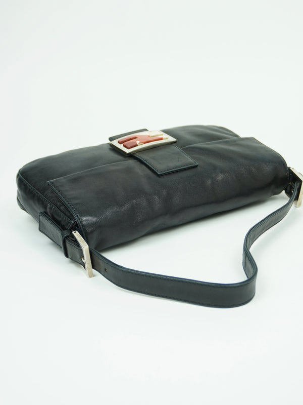 FENDI LEATHER BAGUETTE WITH MARBLE BUCKLE