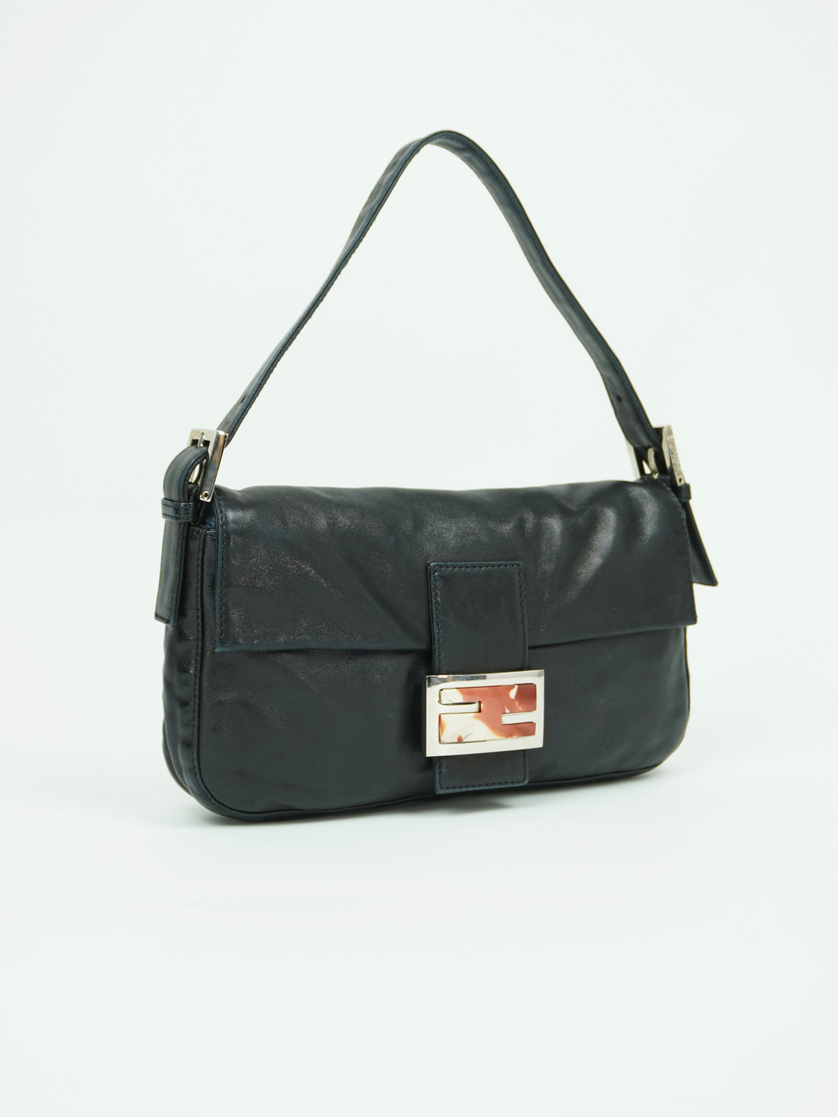 FENDI LEATHER BAGUETTE WITH MARBLE BUCKLE