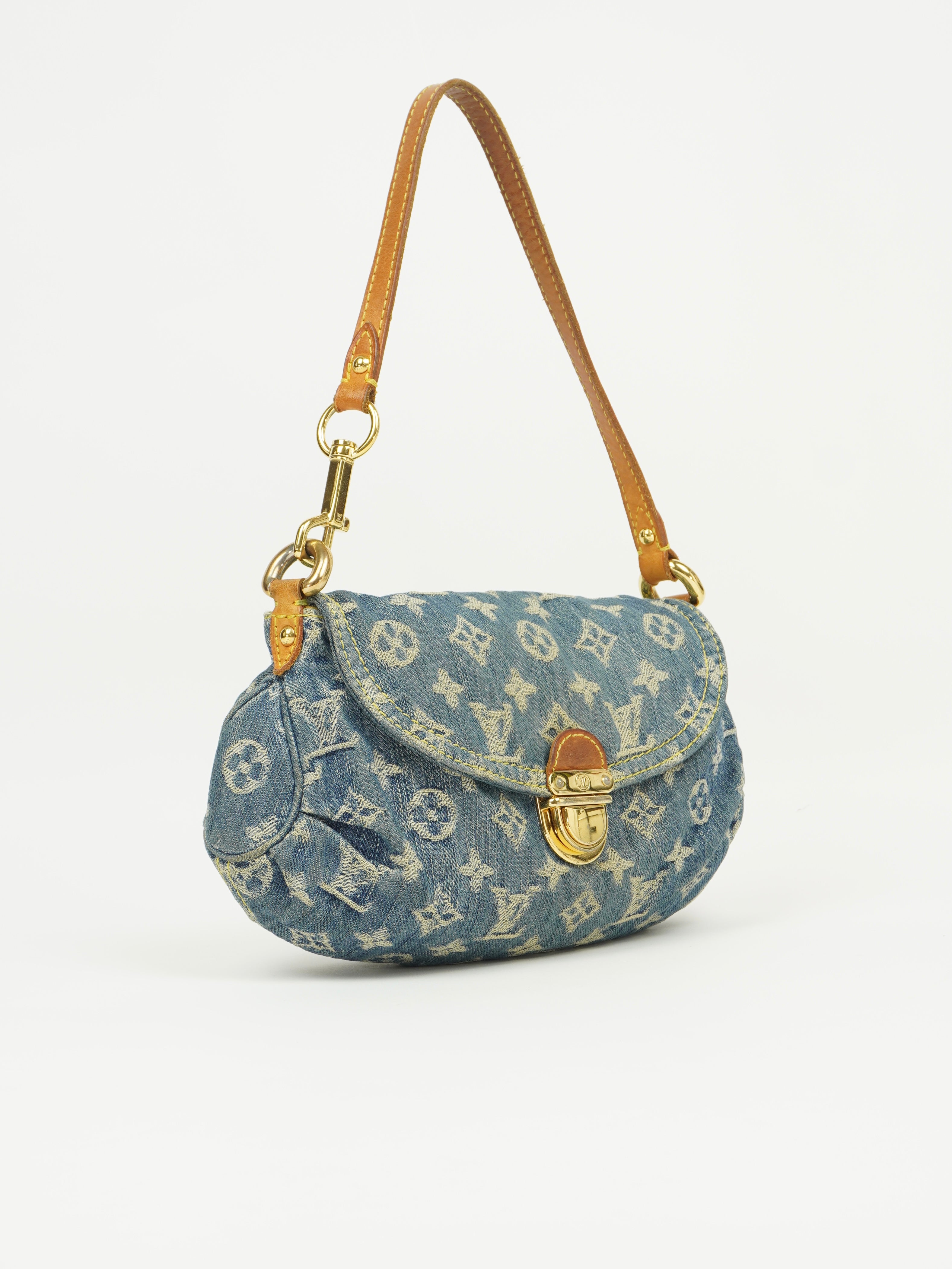 LOUIS VUITTON DENIM PLEATY BAG