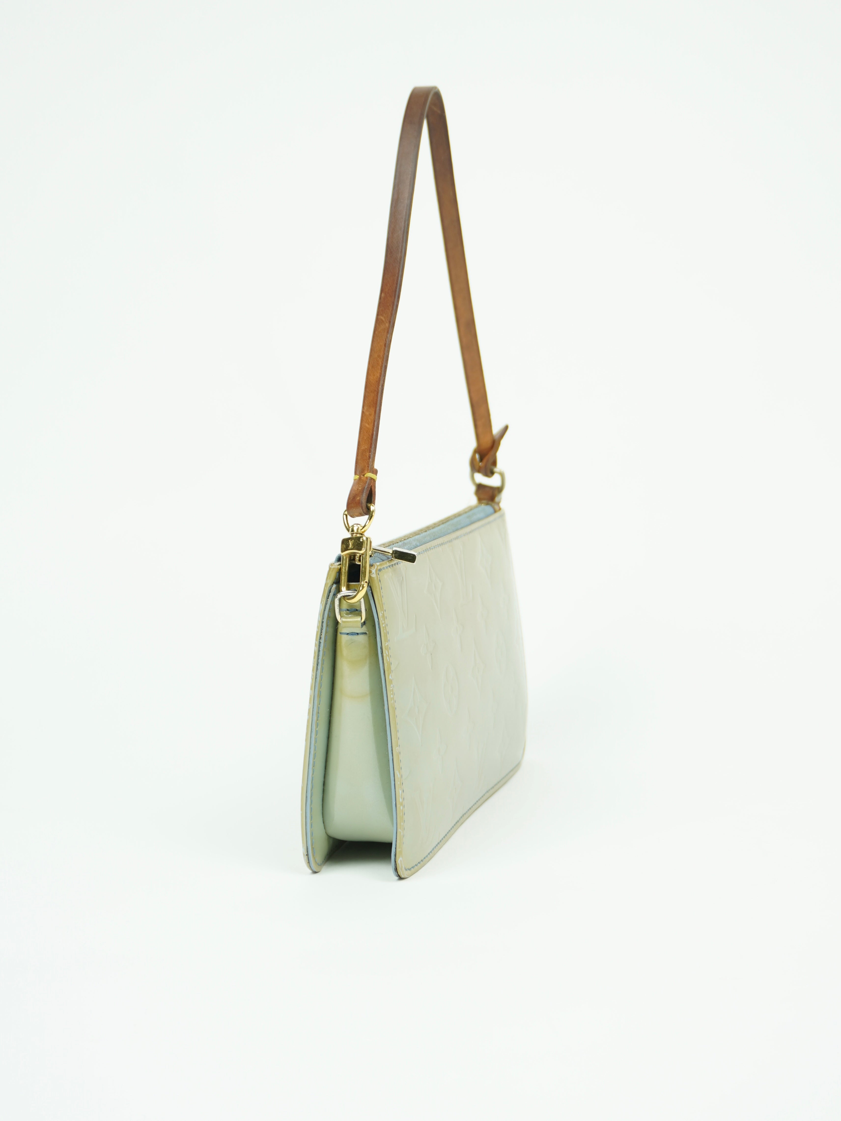 LOUIS VUITTON VERNIS POCHETTE