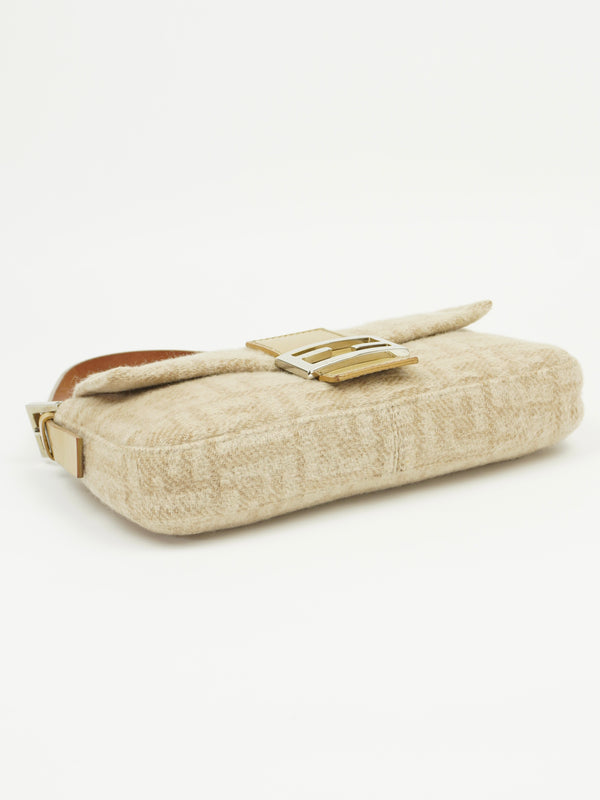 FENDI CASHMERE WOOL BAGUETTE