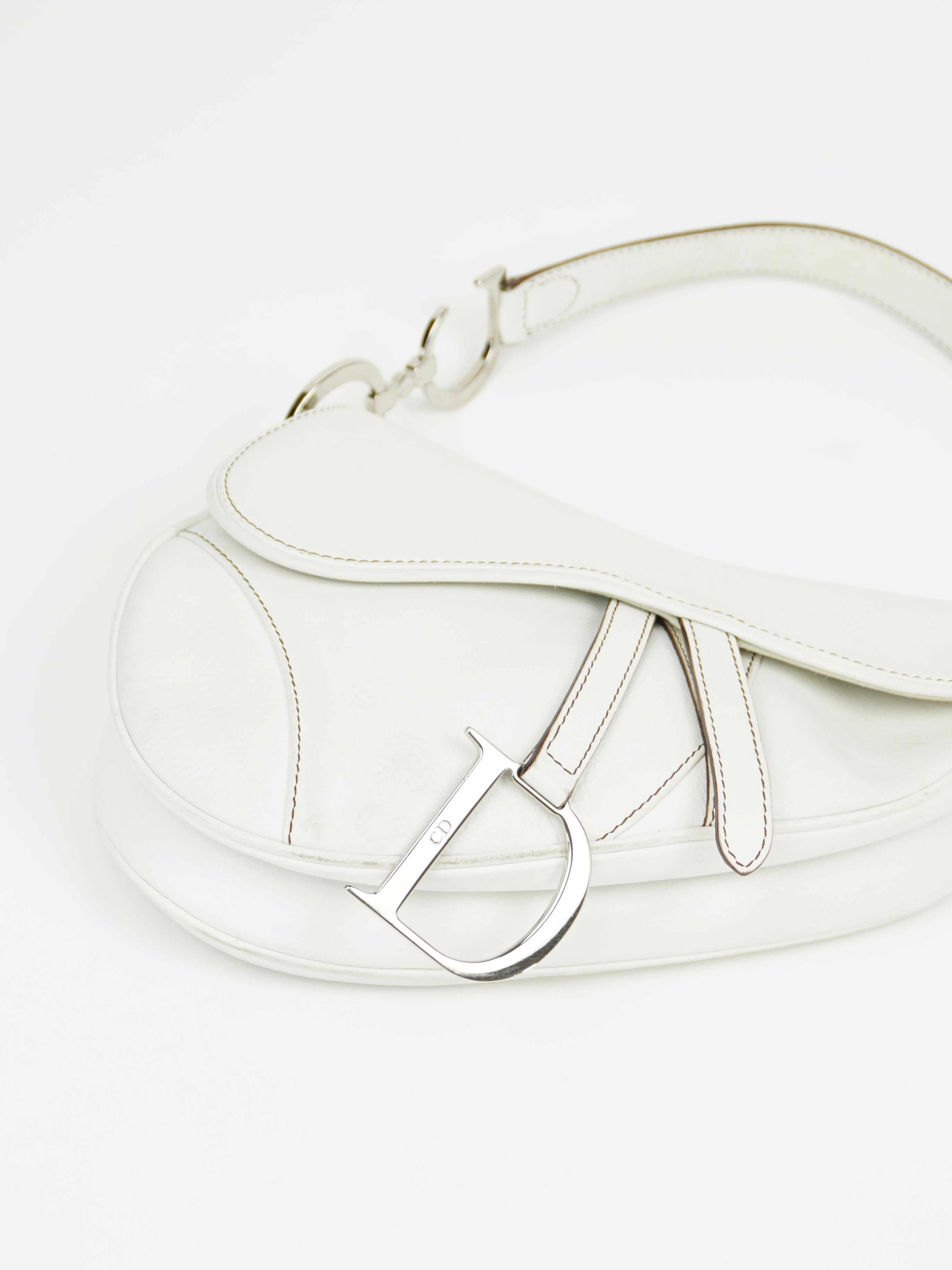 CHRISTIAN DIOR WHITE LEATHER SADDLE BAG