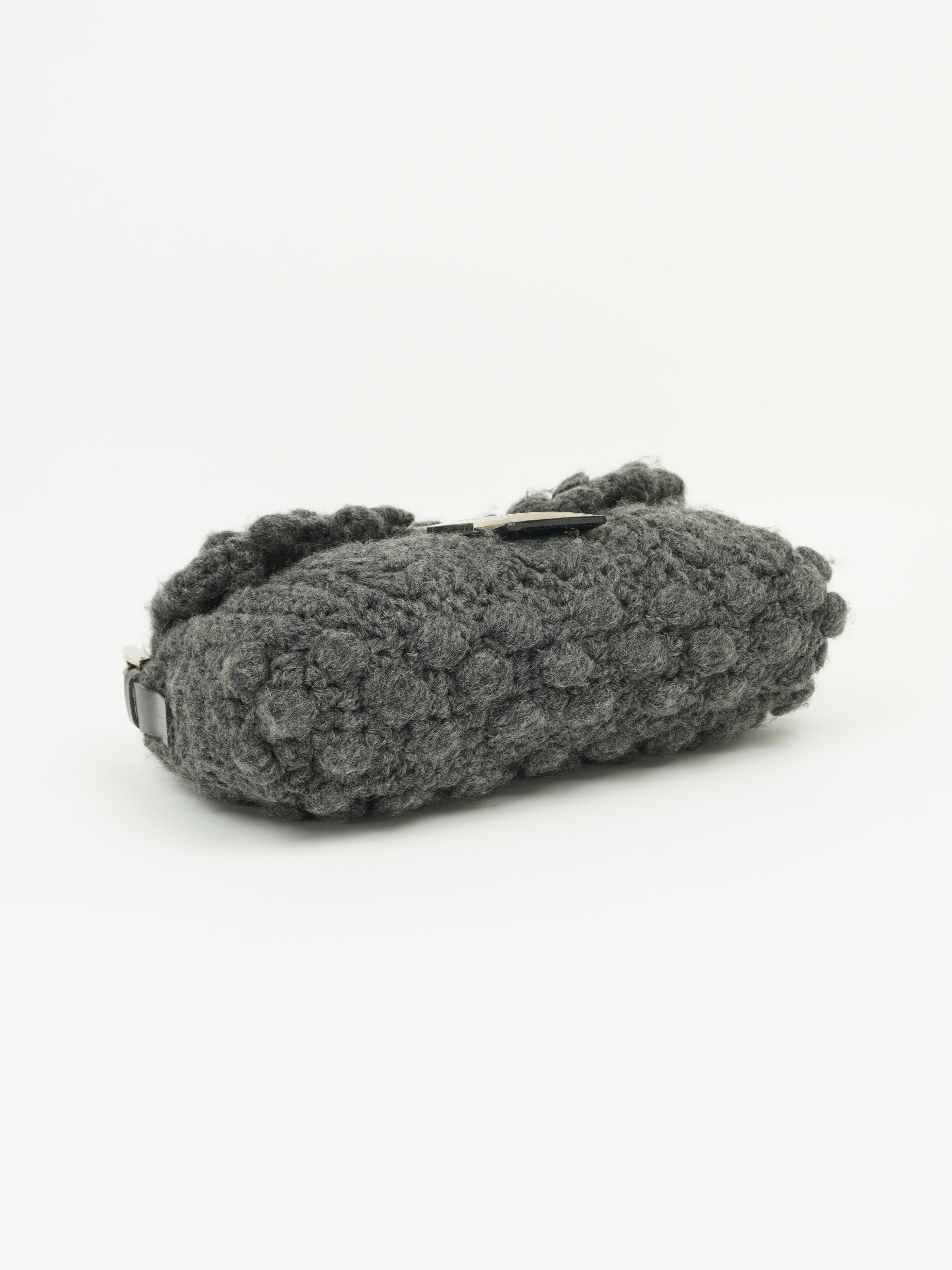 FENDI CROCHET BAGUETTE