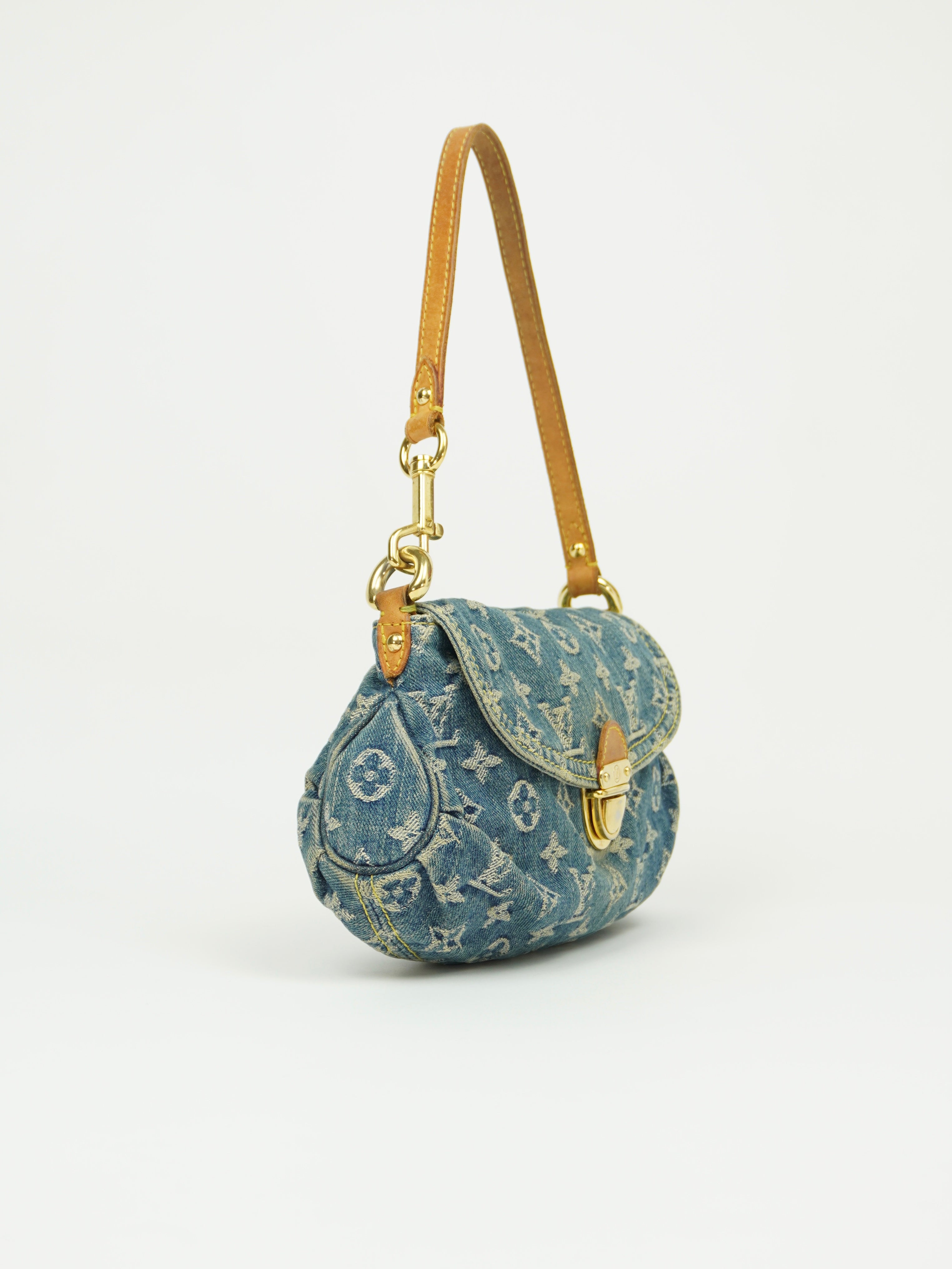 LOUIS VUITTON DENIM PLEATY BAG