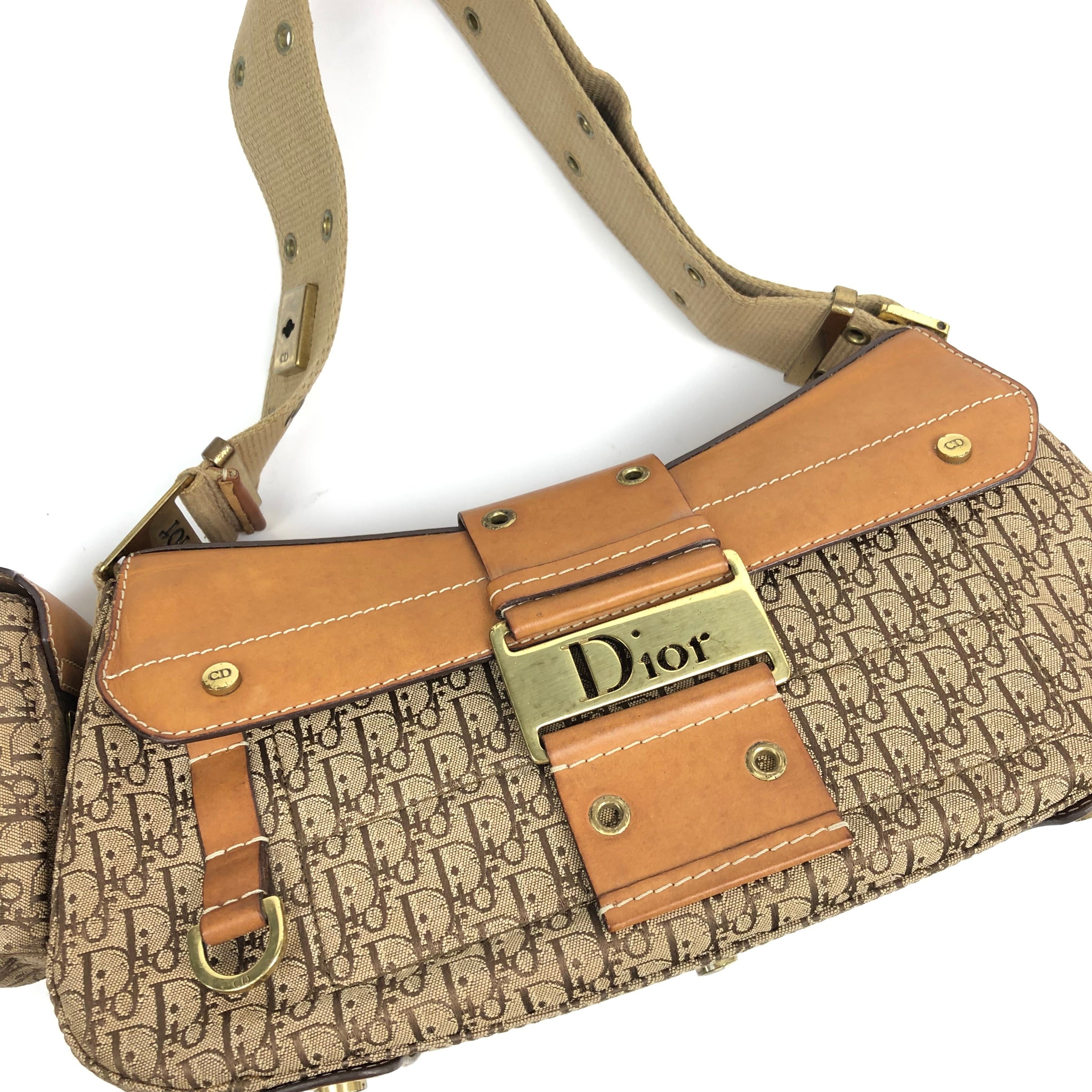 CHRISTIAN DIOR STREET CHIC COLUMBUS SHOULDER BAG