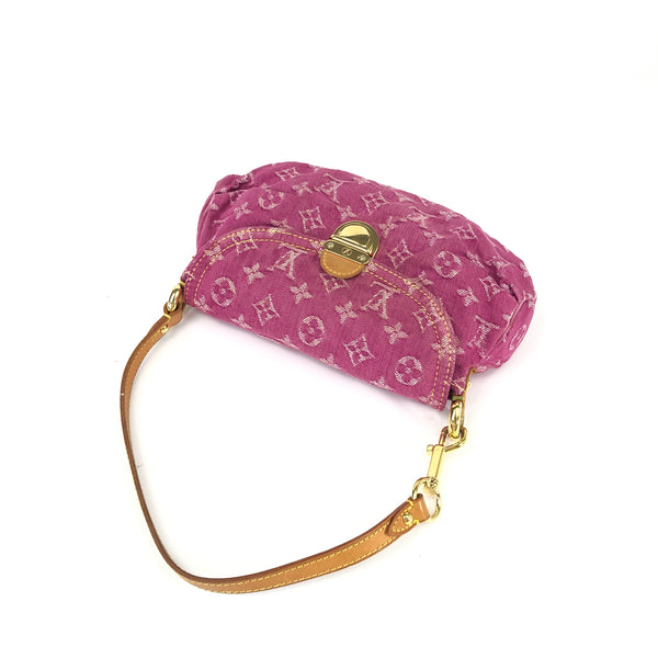 LOUIS VUITTON DENIM PLEATY SHOULDER BAG