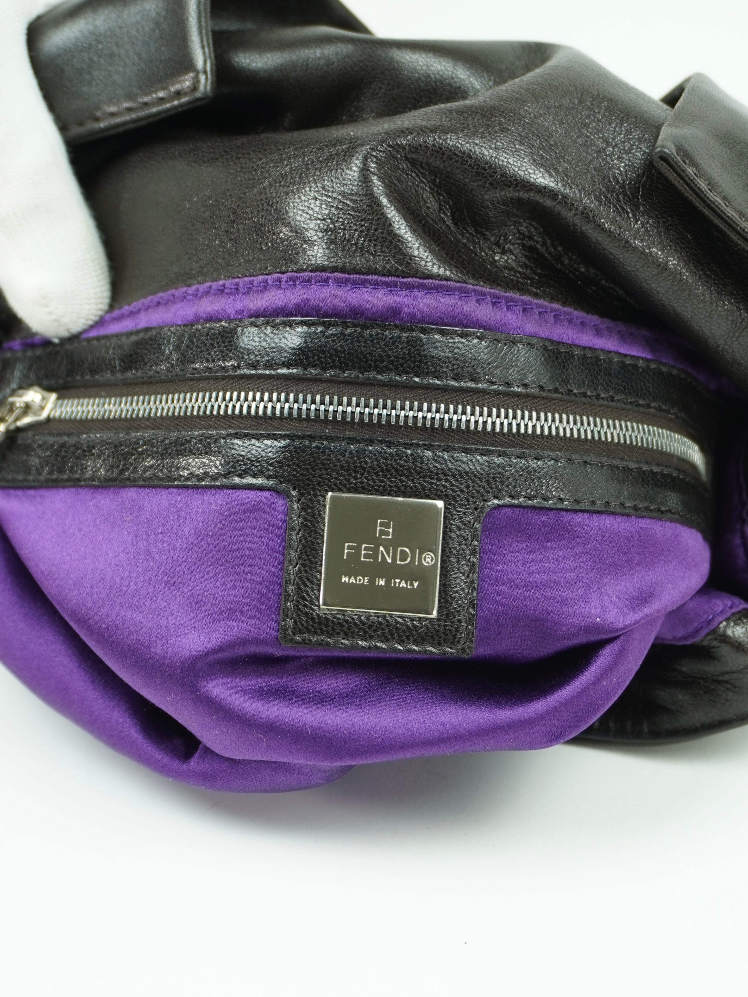 FENDI LEATHER BAGUETTE WITH MARBLE BUCKLE