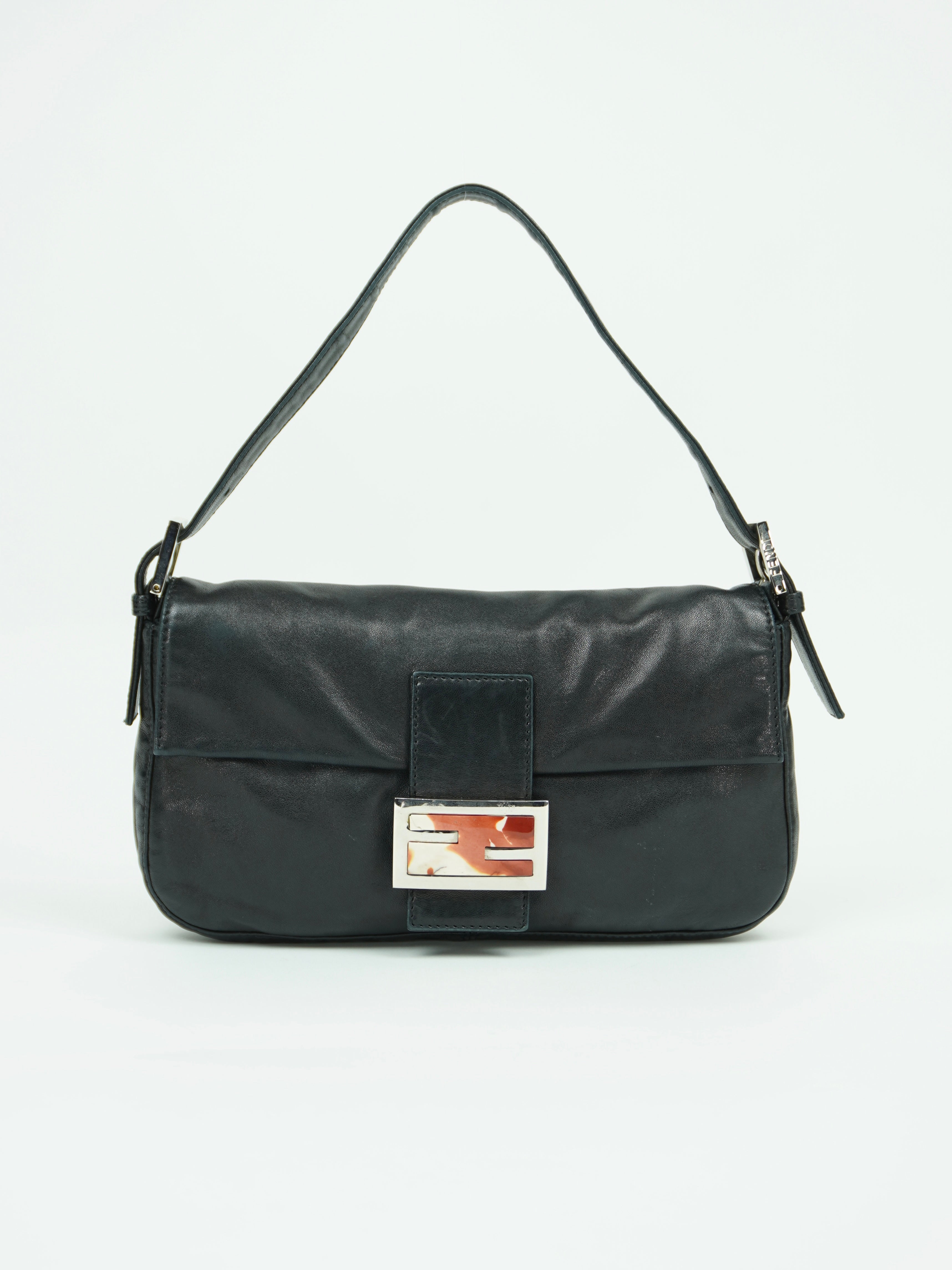 FENDI LEATHER BAGUETTE WITH MARBLE BUCKLE