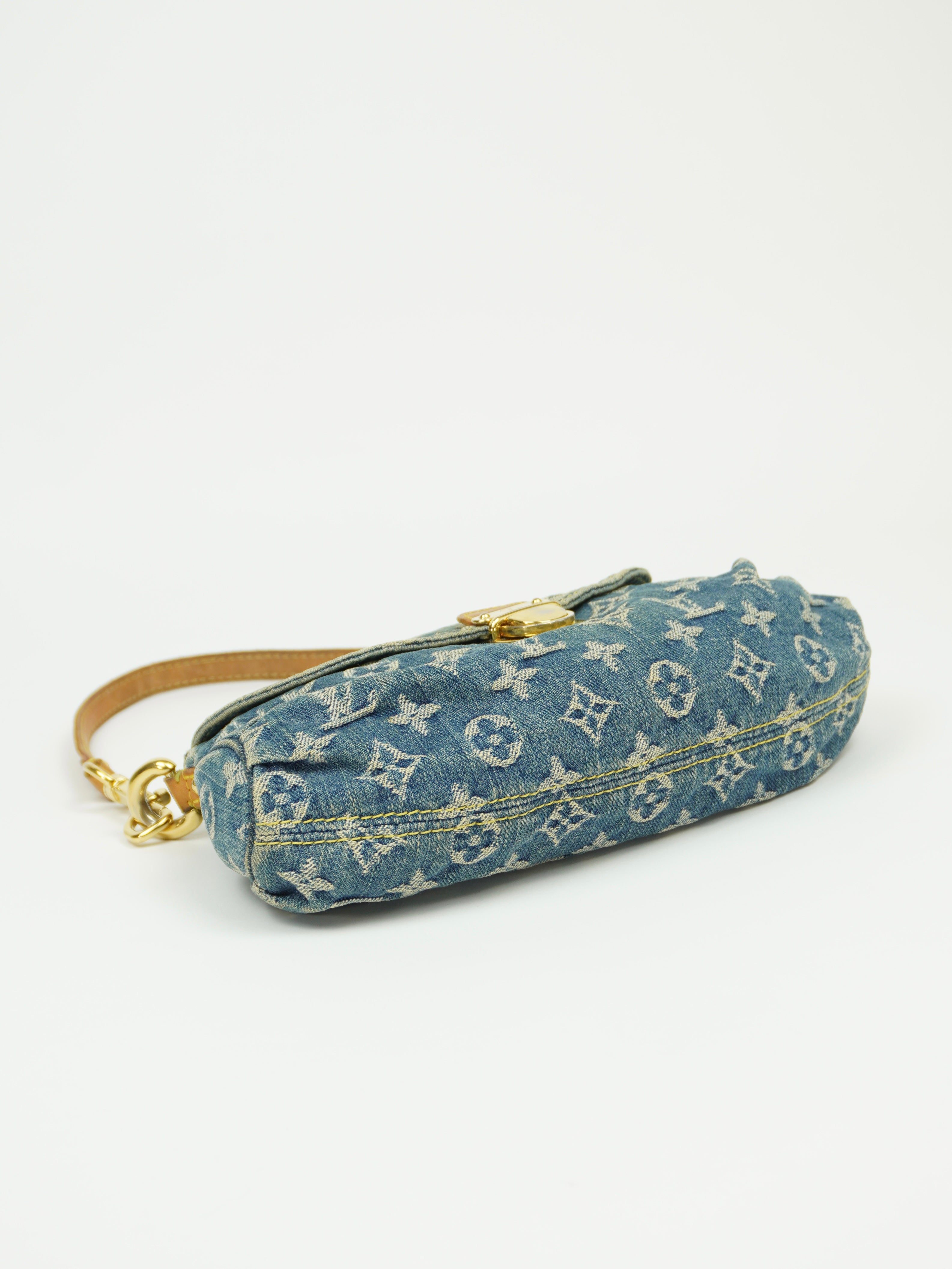 LOUIS VUITTON DENIM PLEATY BAG