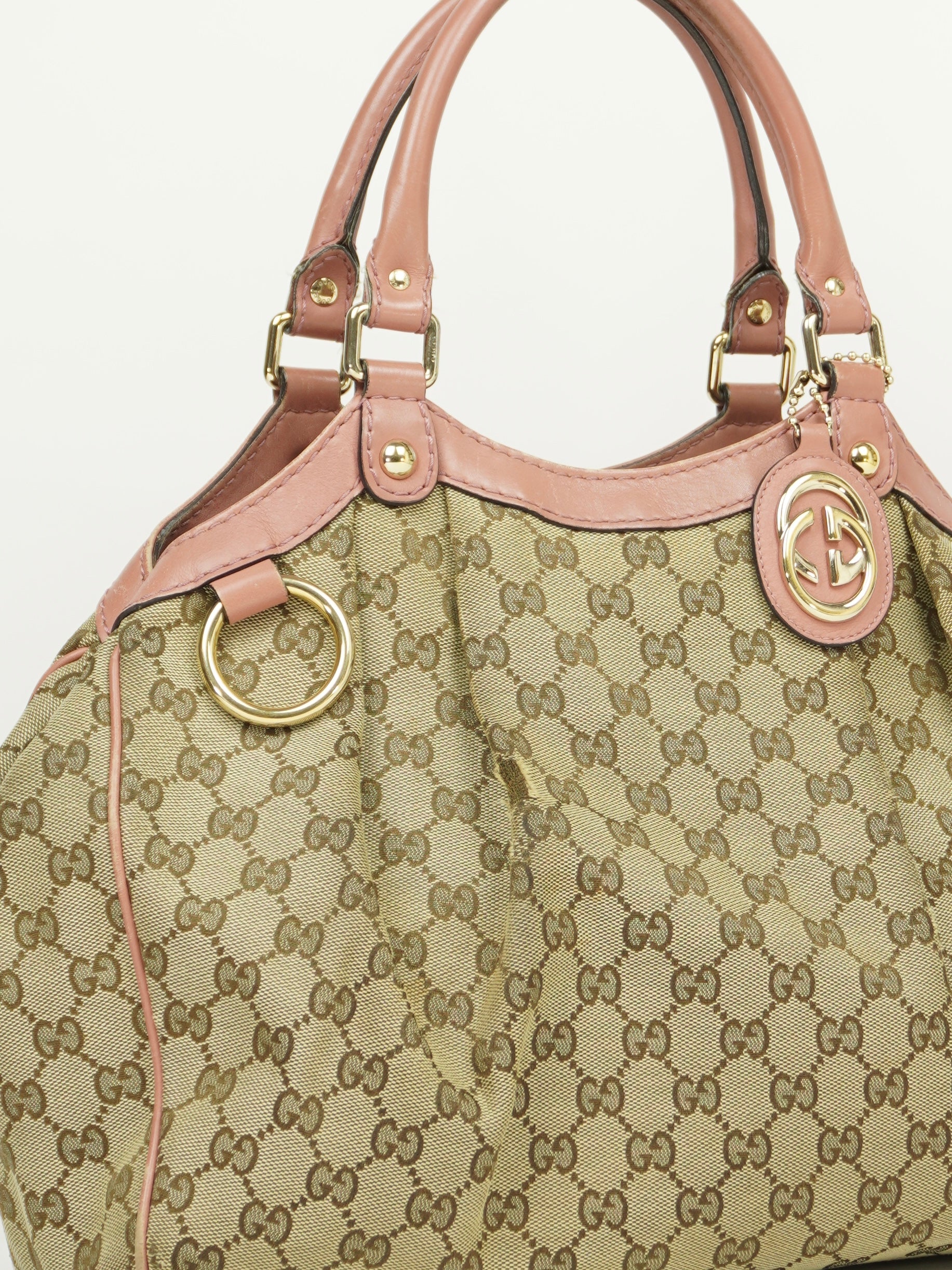 GUCCI MONOGRAM SUKEY BAG