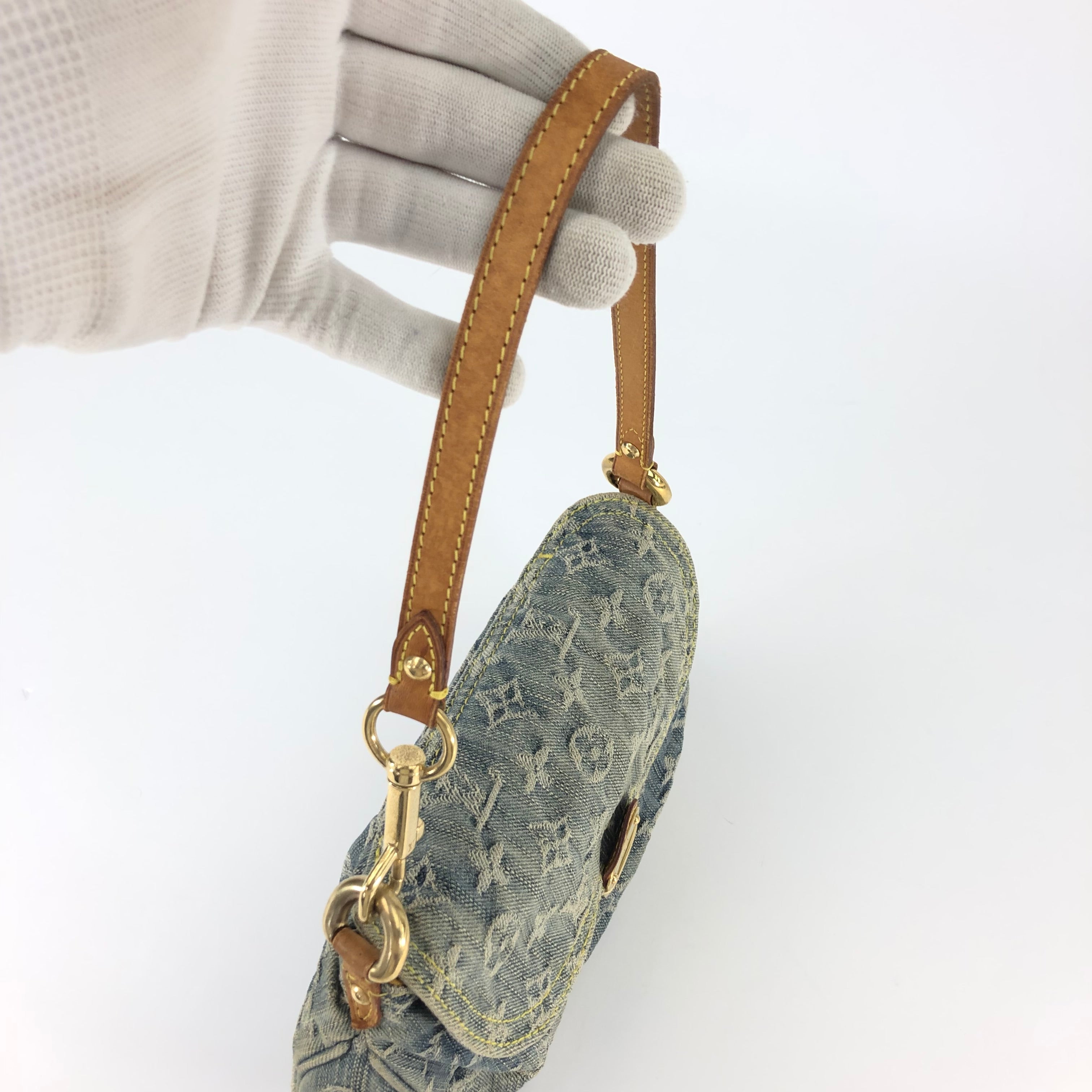 LOUIS VUITTON PLEATY DENIM SHOULDER BAG