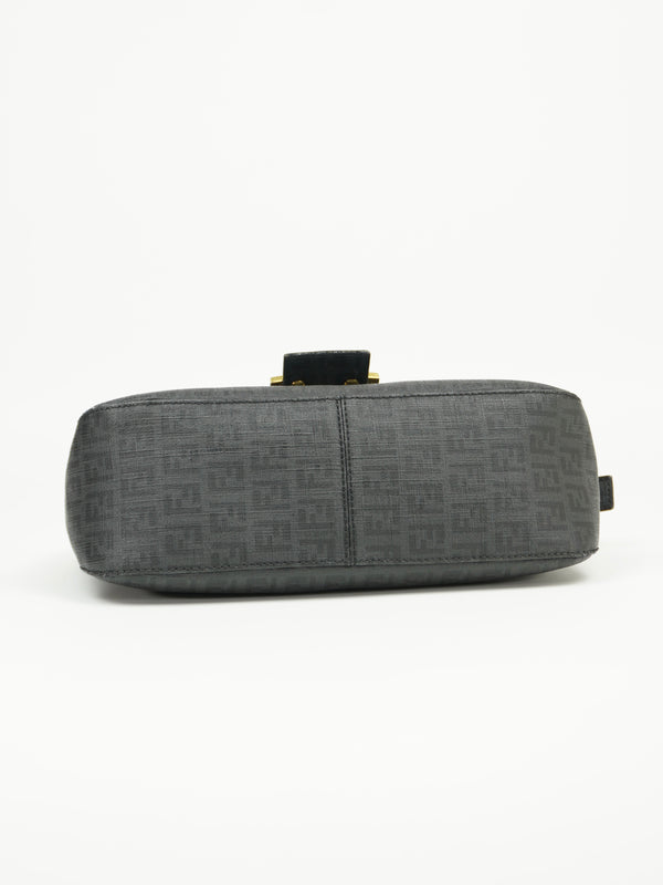 FENDI MONOGRAM CHAIN BAGUETTE