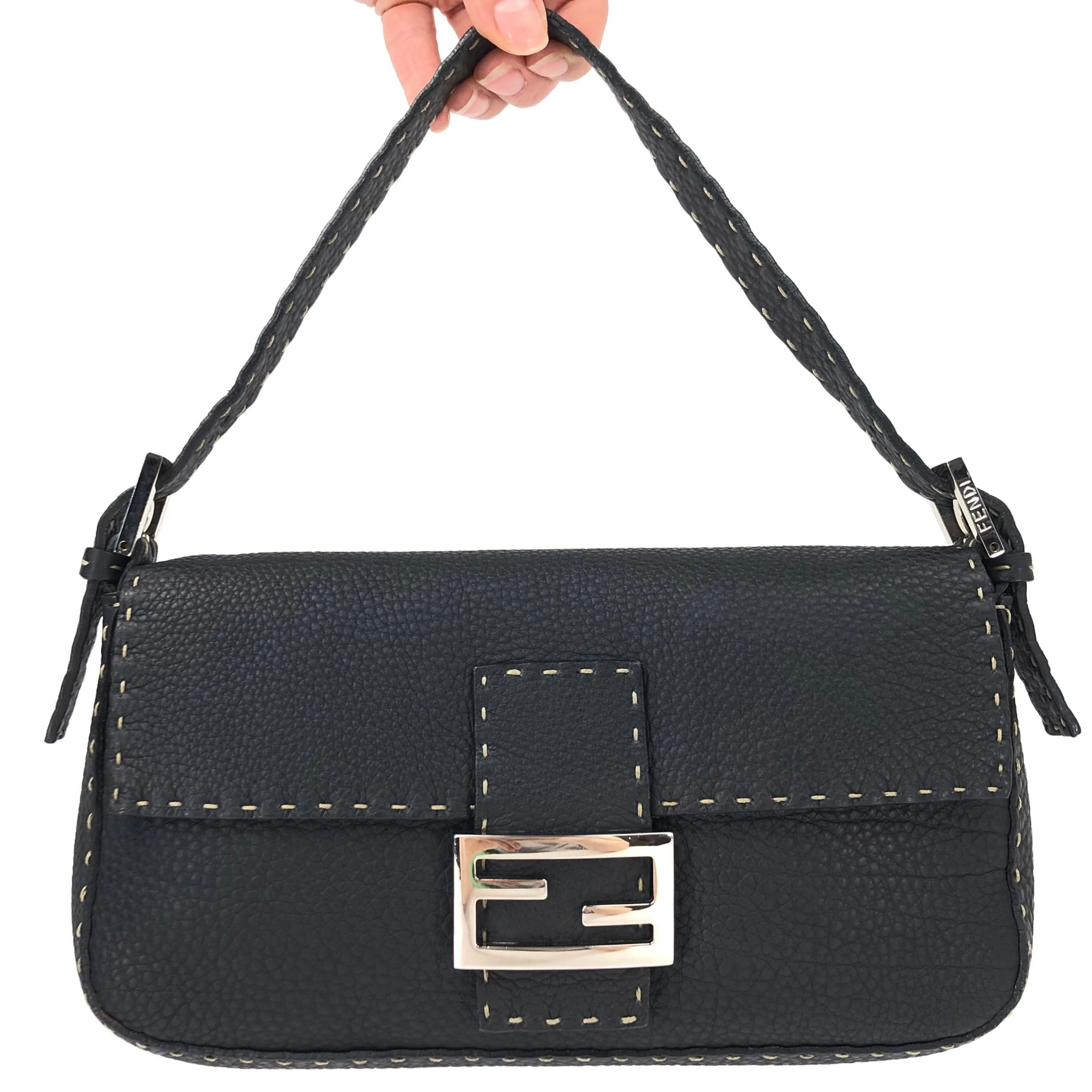 FENDI SELLERIA LEATHER BAGUETTE BAG