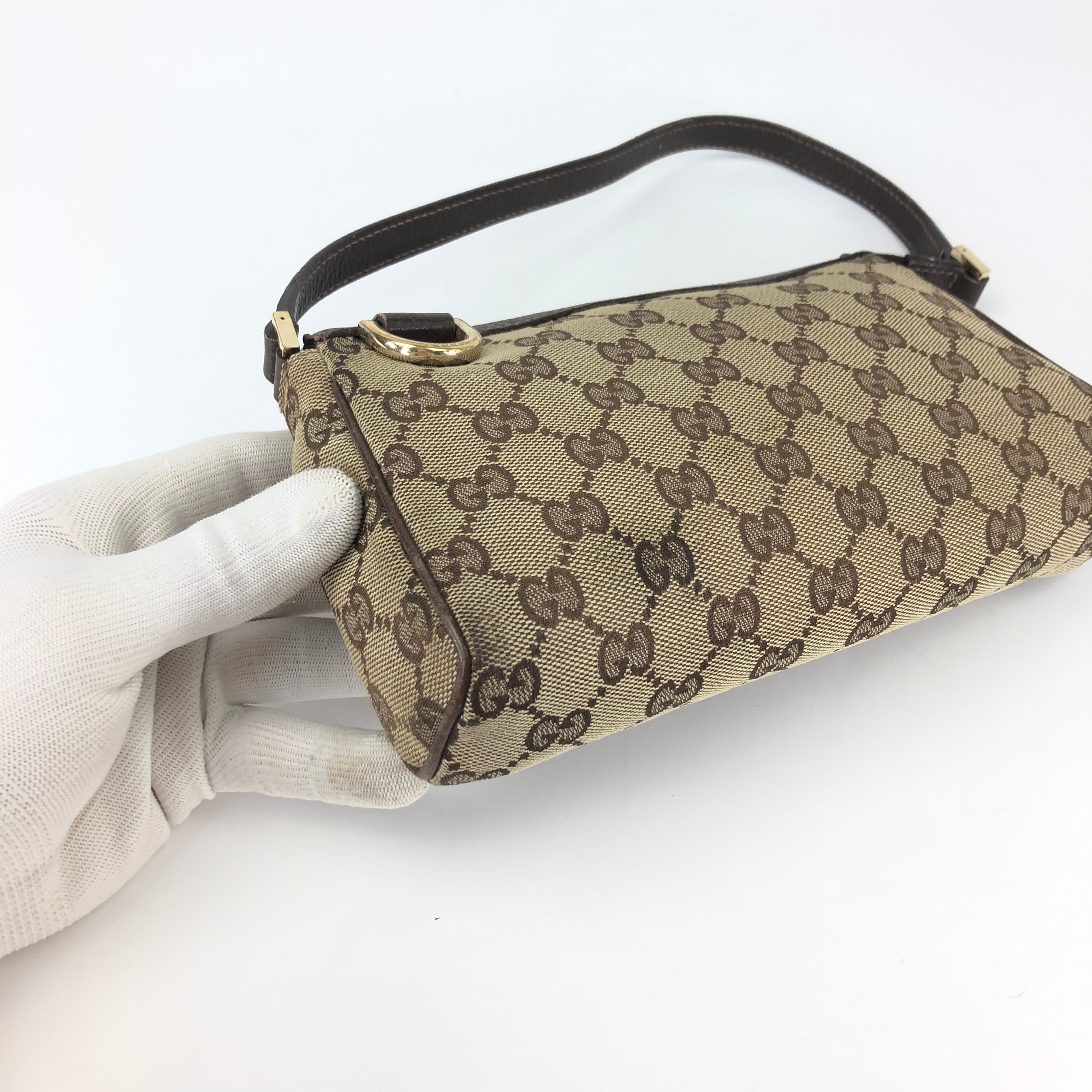 GUCCI MONOGRAM SHOULDER BAG