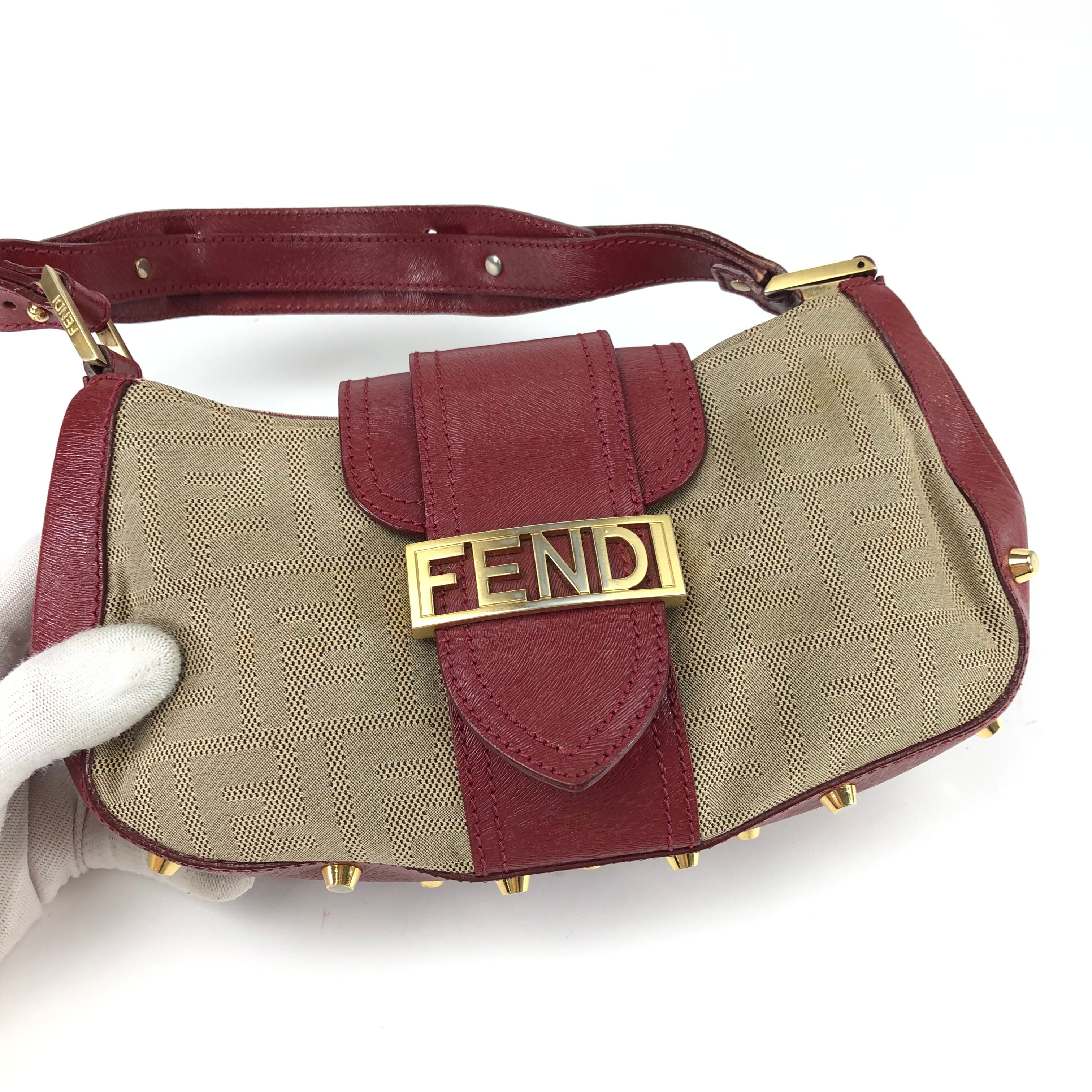 FENDI SHOULDER BAG