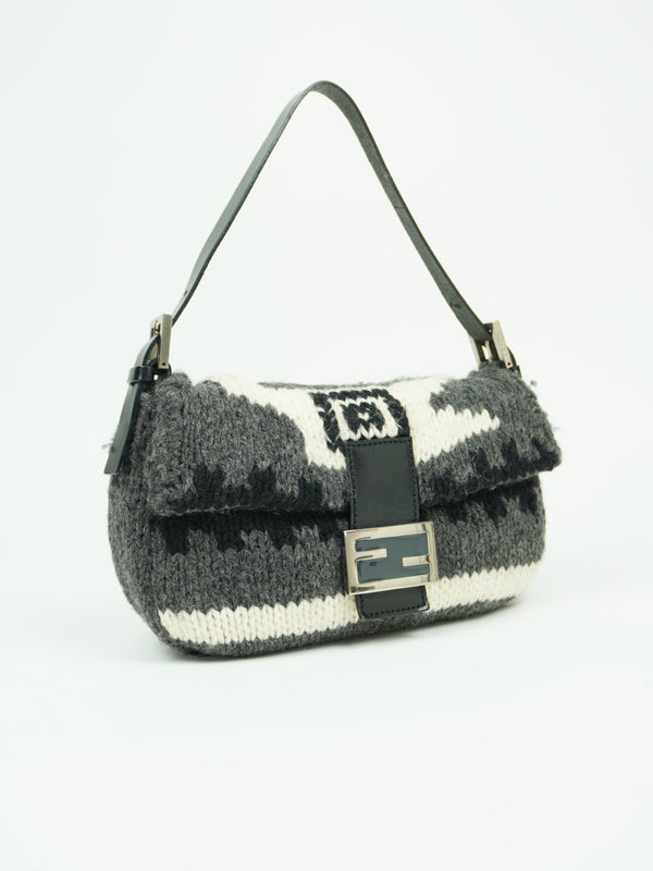 FENDI CASHMERE KNITTED BAGUETTE