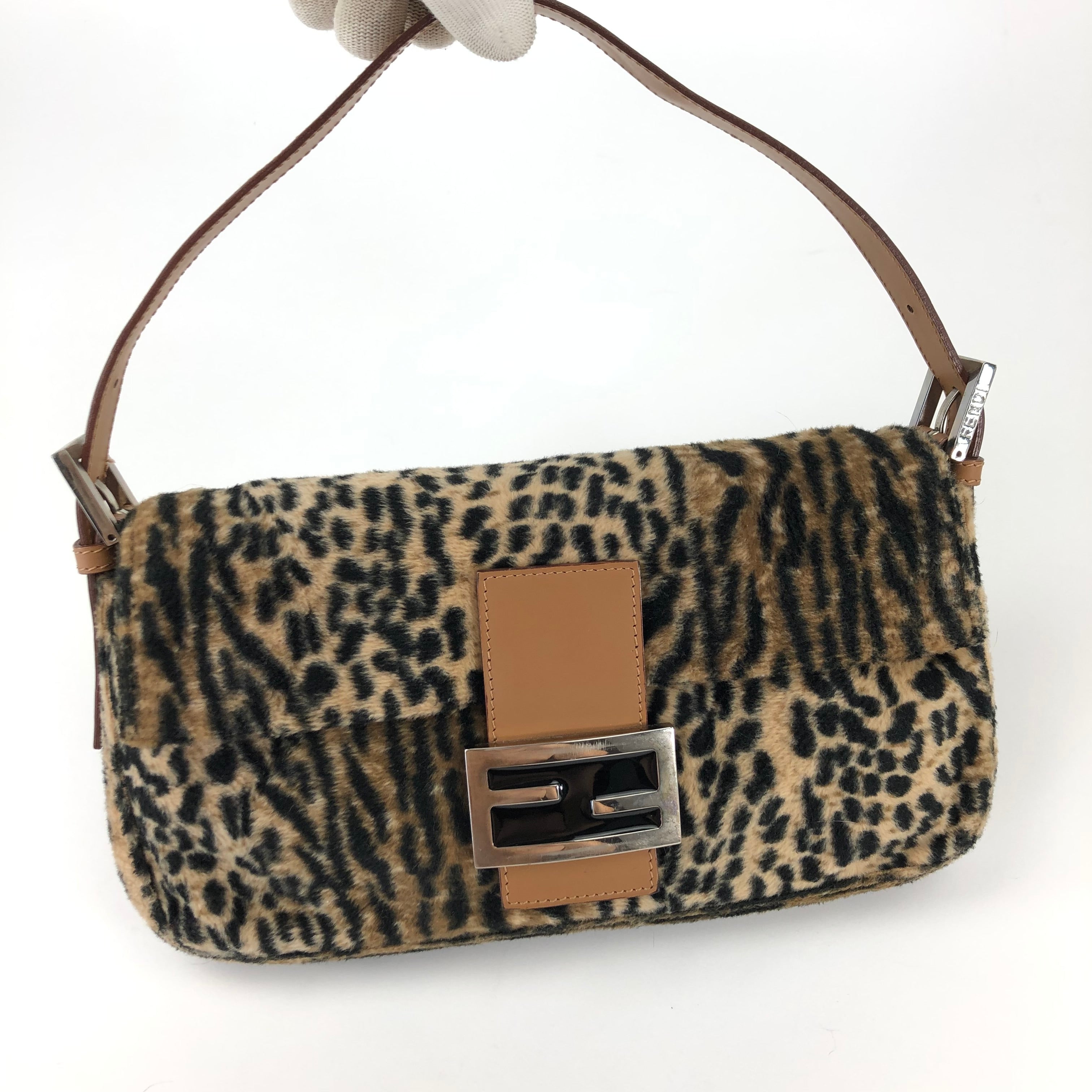 FENDI FLUFFY LEOPARD BAGUETTE BAG