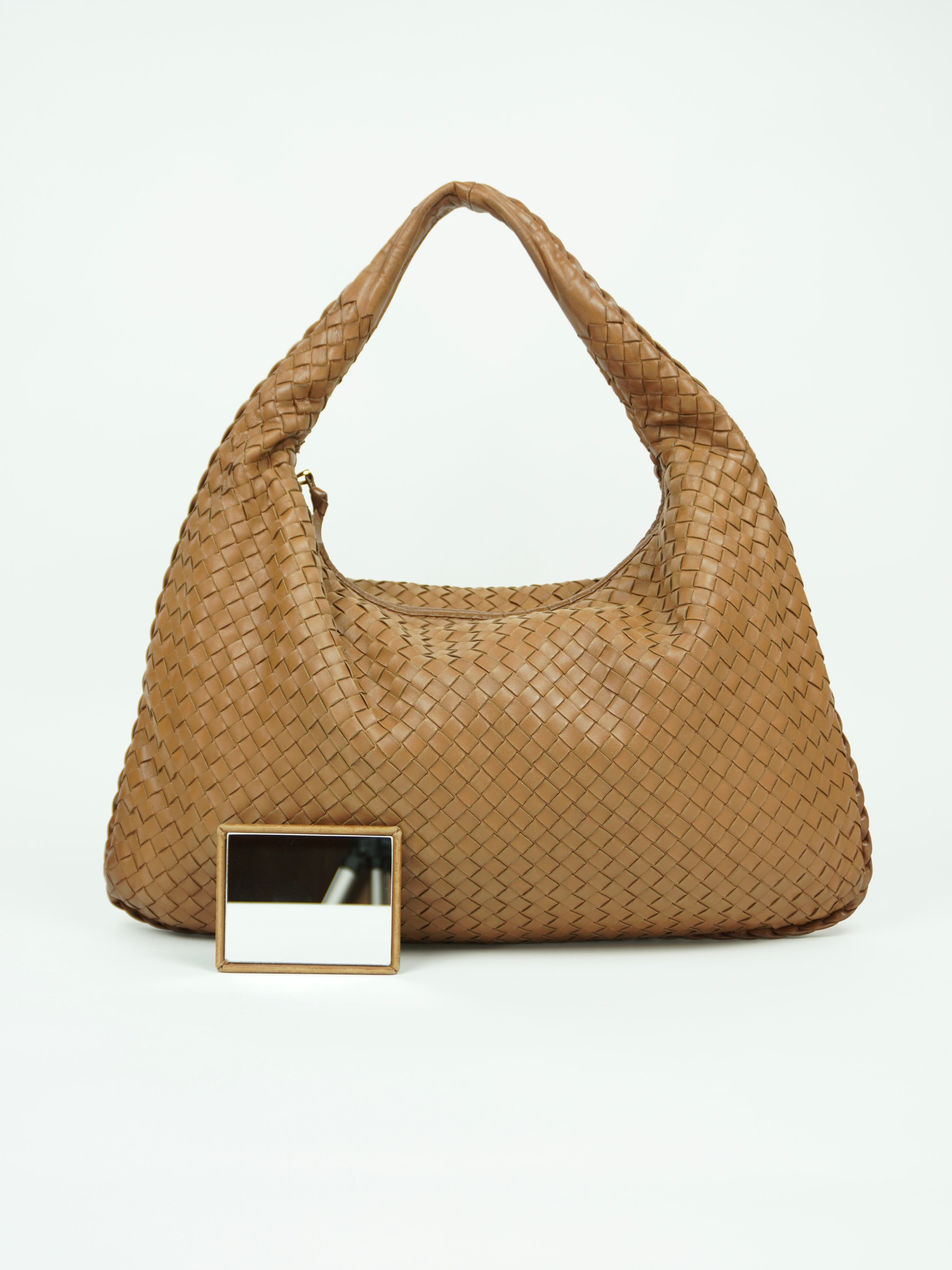 BOTTEGA VENETA INTRECCIATO HOBO SHOULDER BAG