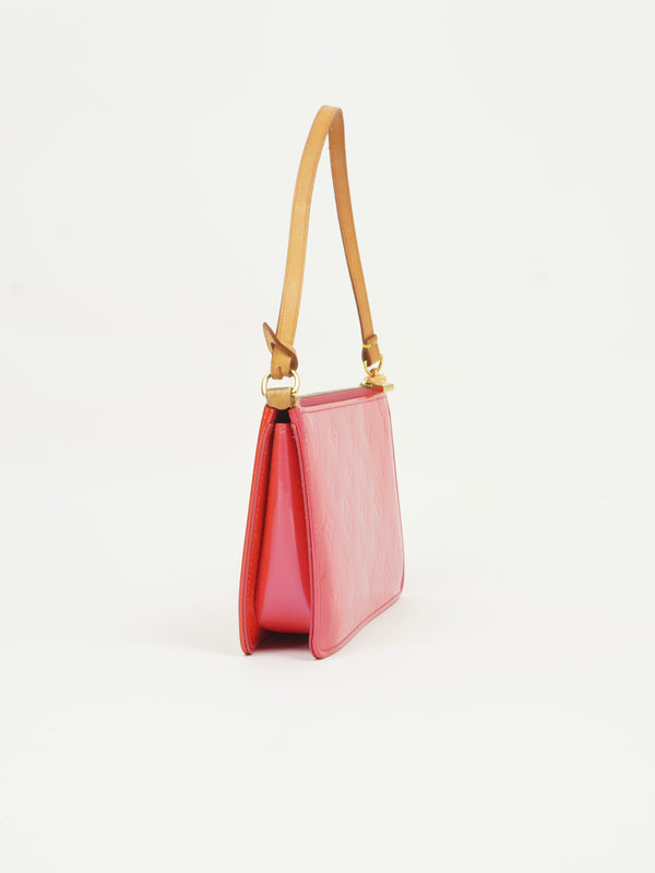 LOUIS VUITTON VERNIS POCHETTE BAG