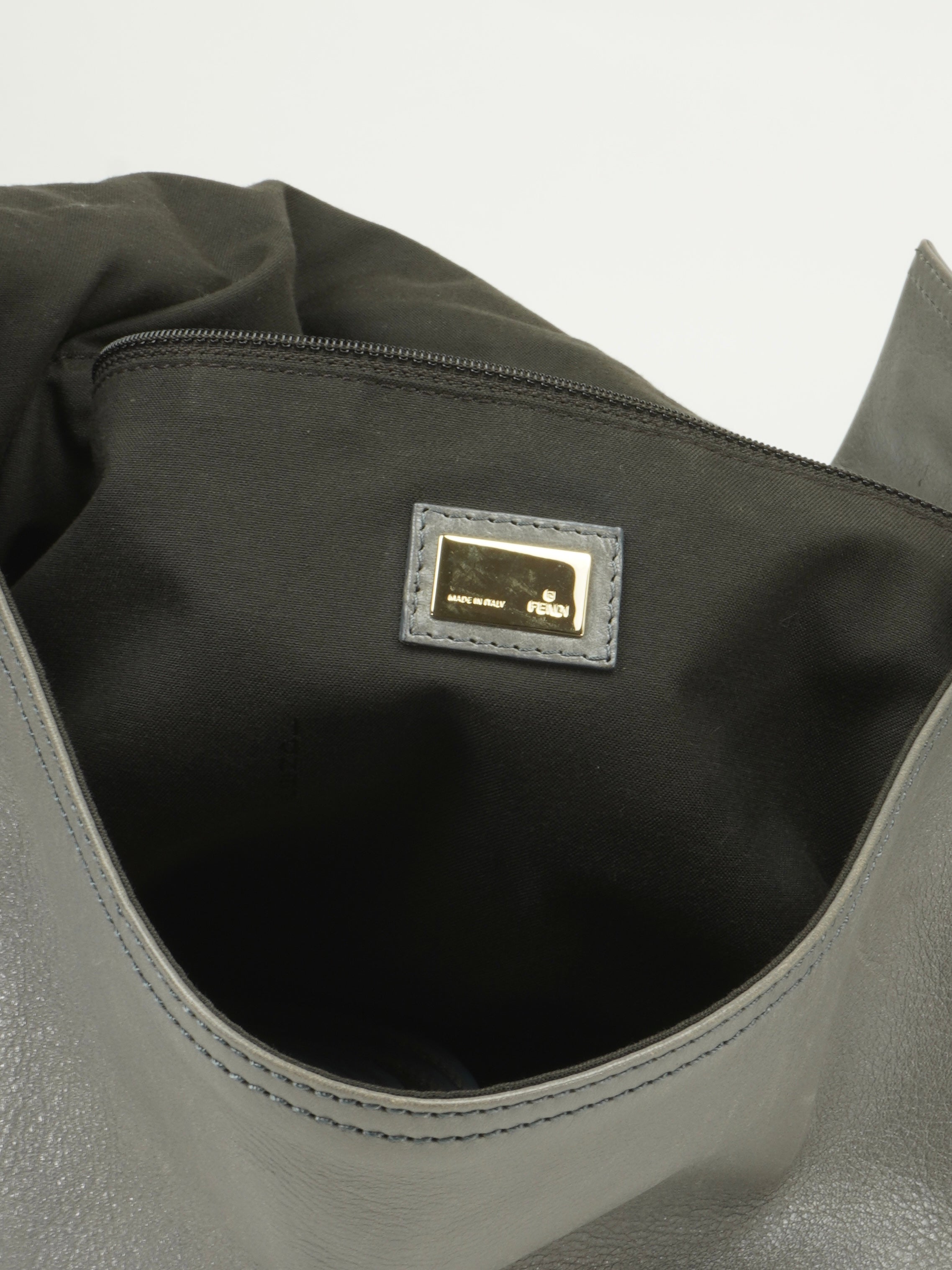 FENDI XL MAMA BAGUETTE BAG