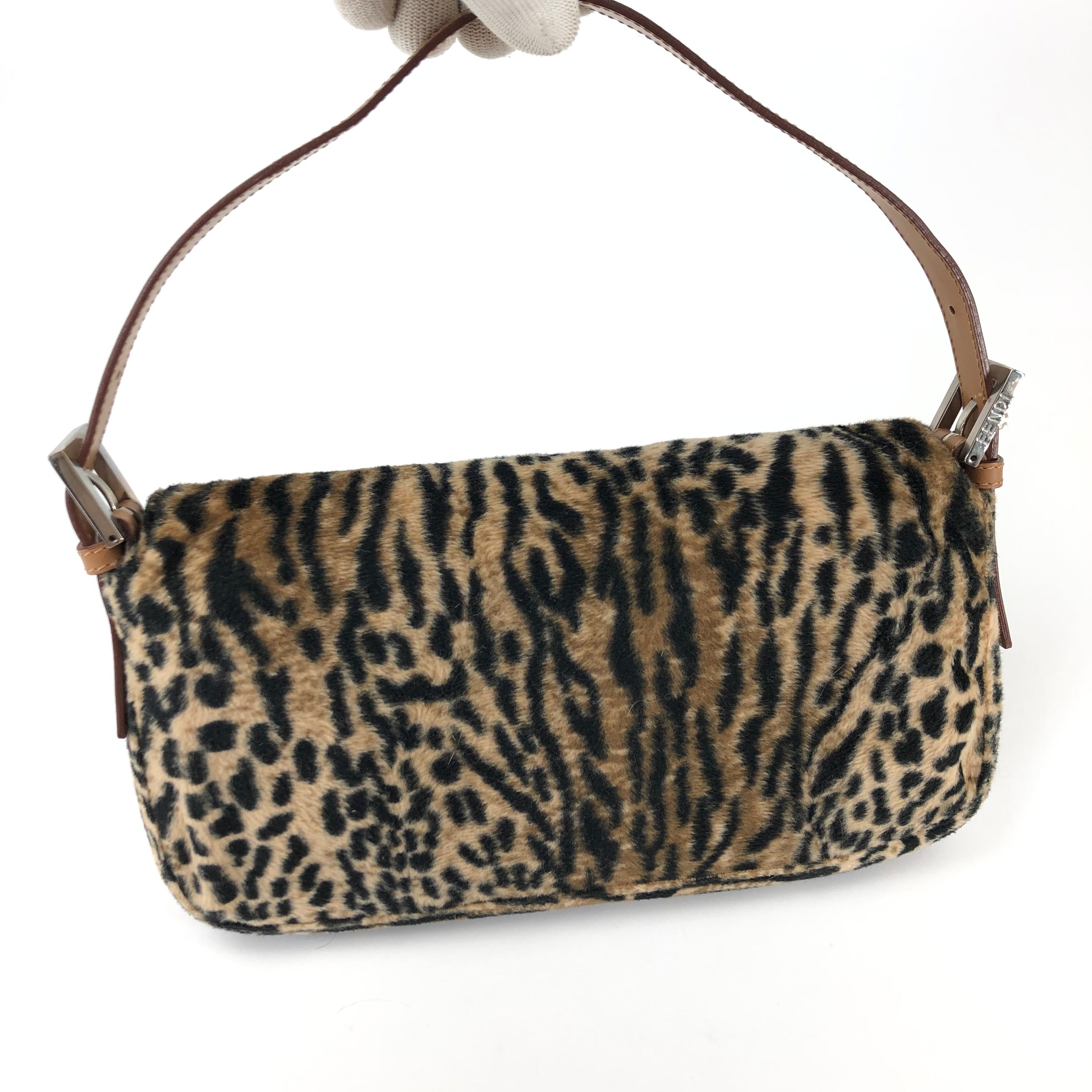 FENDI FLUFFY LEOPARD BAGUETTE BAG