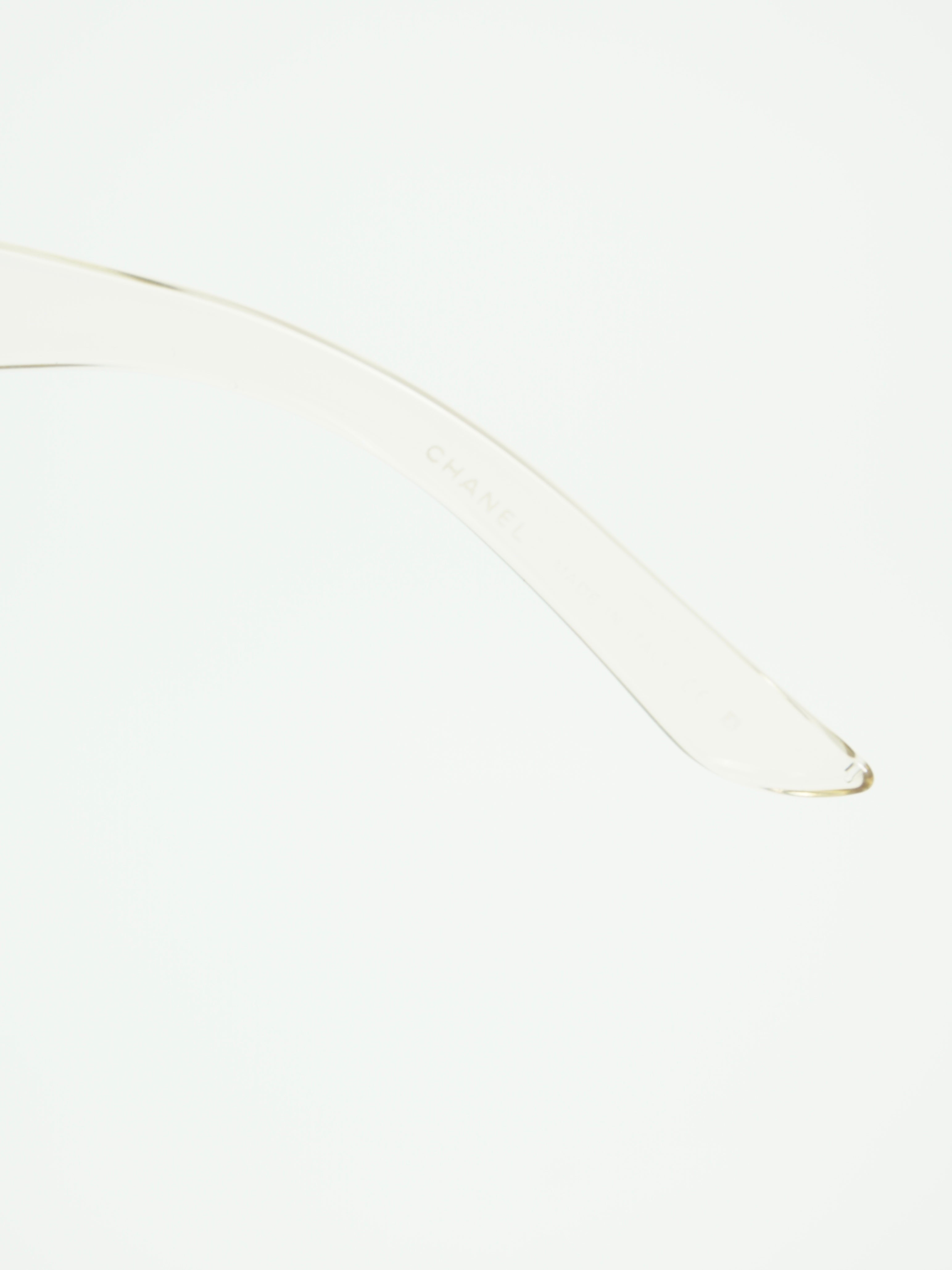 CHANEL RIMLESS CC LOGO SUNGLASSES