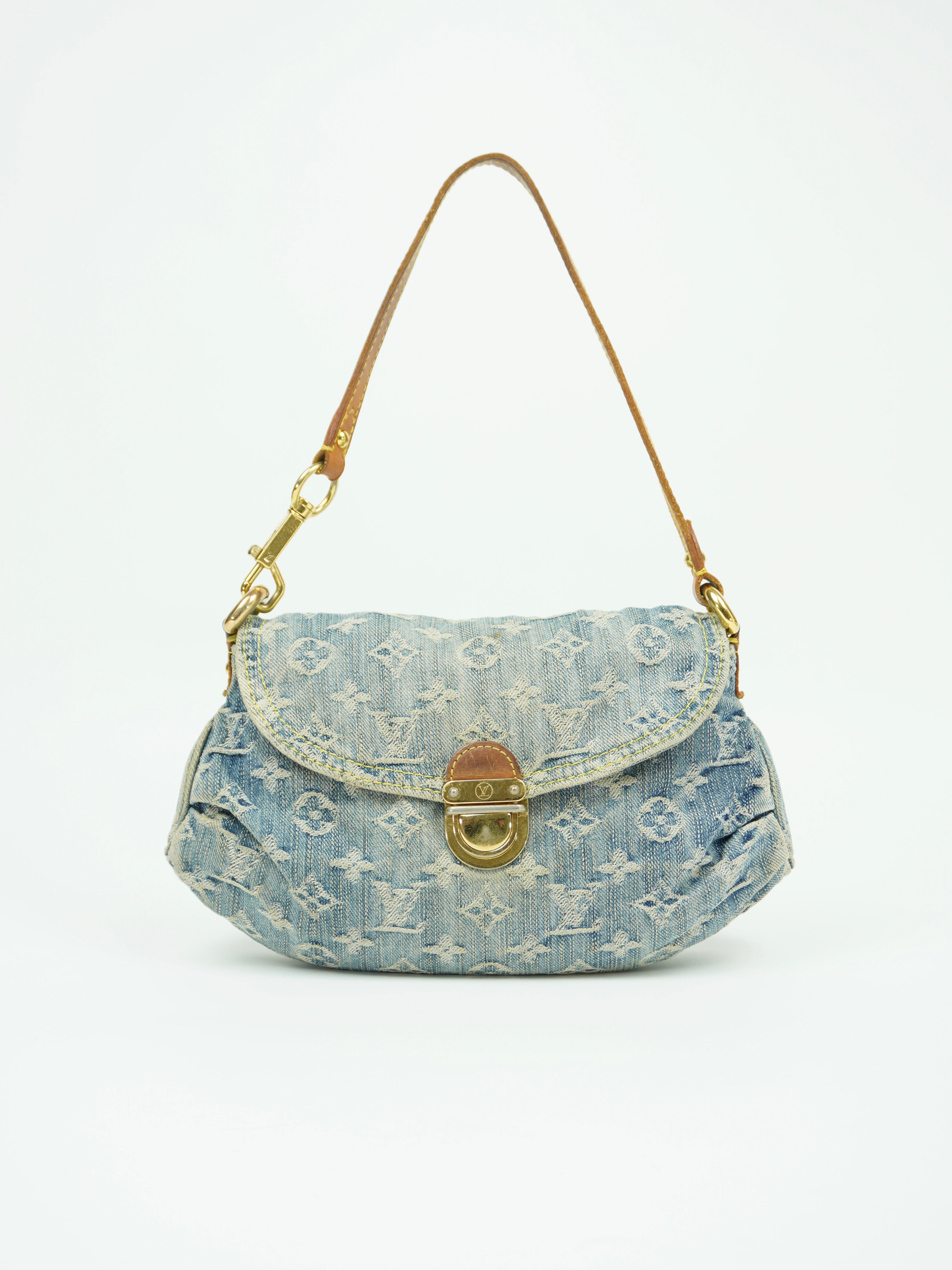 LOUIS VUITTON DENIM PLEATY BAG