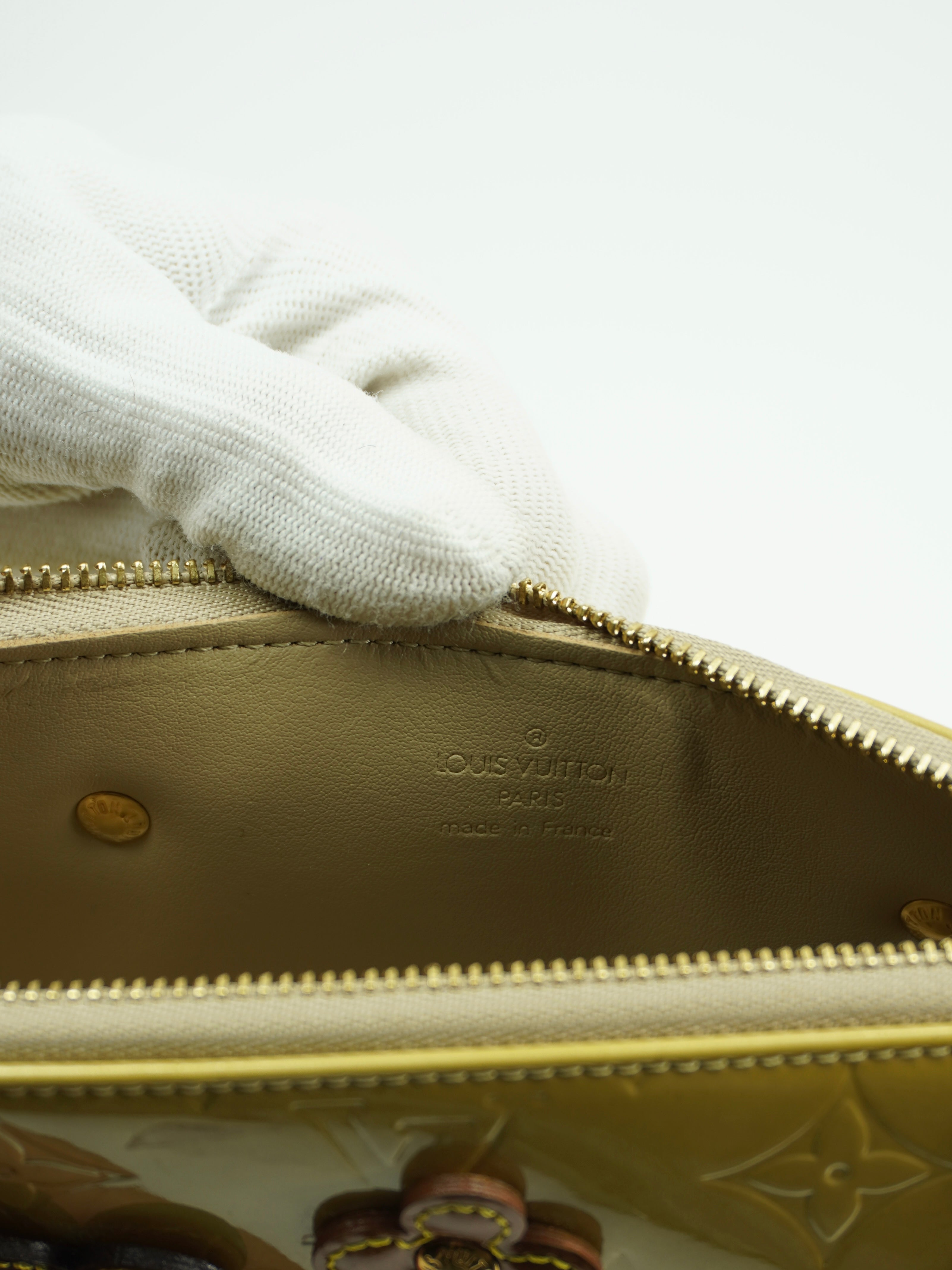 LOUIS VUITTON VERNIS POCHETTE