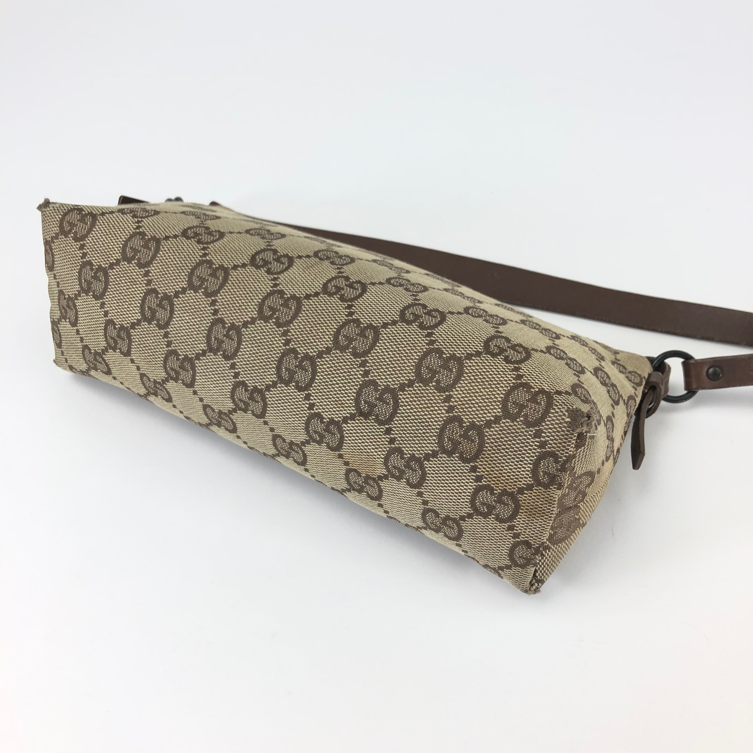 GUCCI MONOGRAM SHOULDER BAG