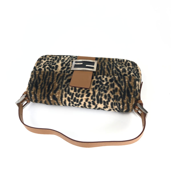 FENDI FLUFFY LEOPARD BAGUETTE BAG