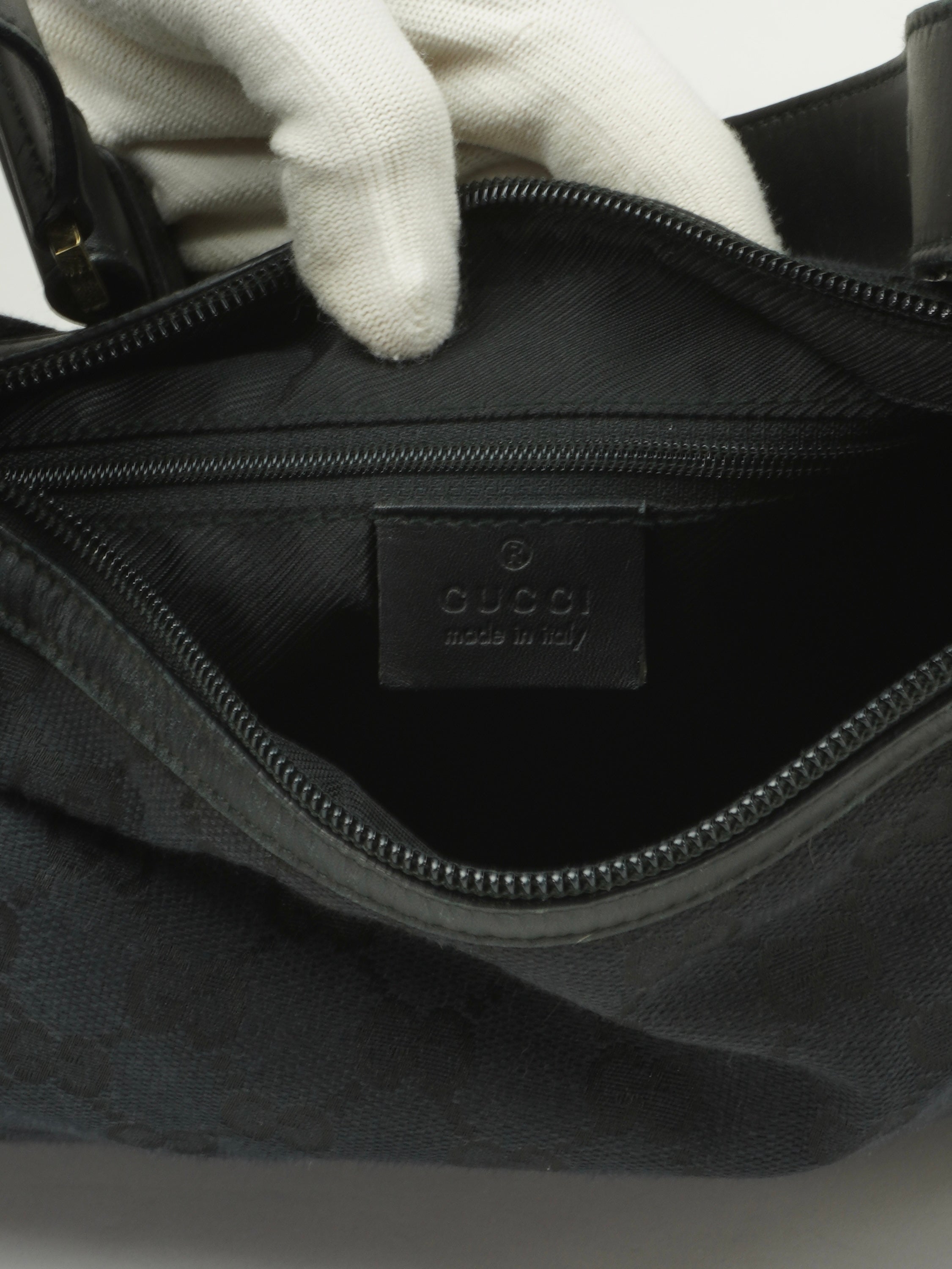 GUCCI SHOULDER BAG