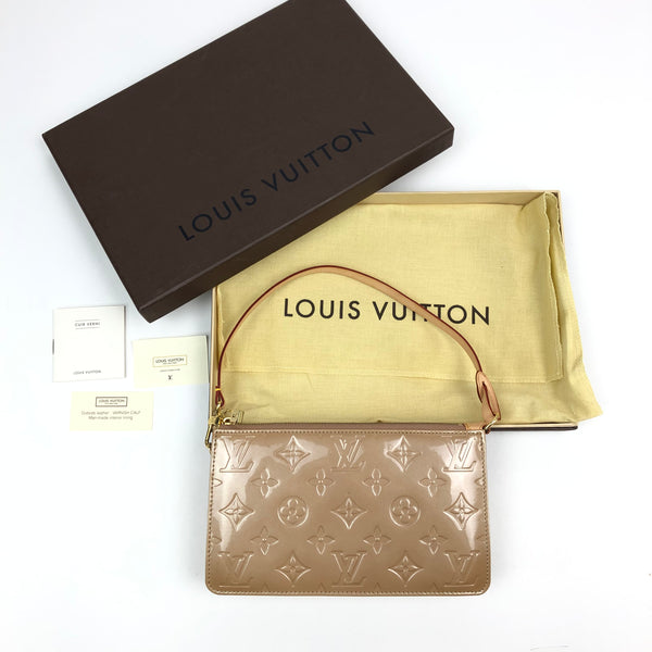 Louis Vuitton Lexington Vernis Pochette Bag