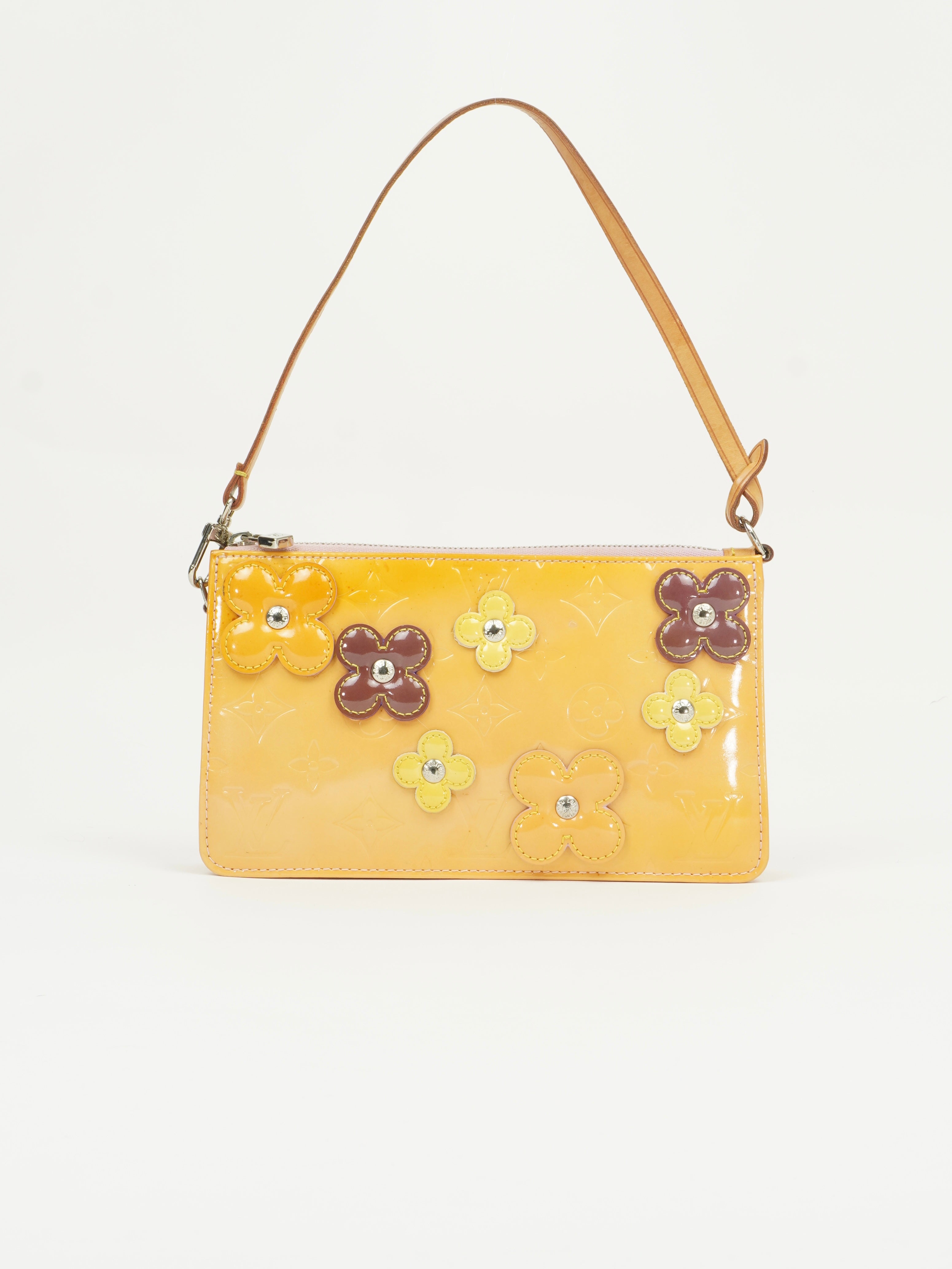 LOUIS VUITTON VERNIS FLOWER POCHETTE BAG
