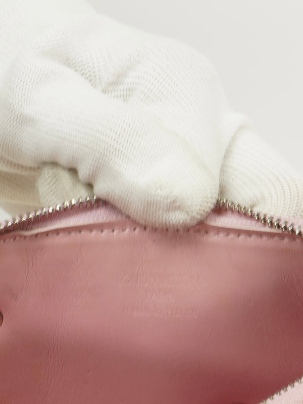 LOUIS VUITTON VERNIS FLOWER POCHETTE BAG