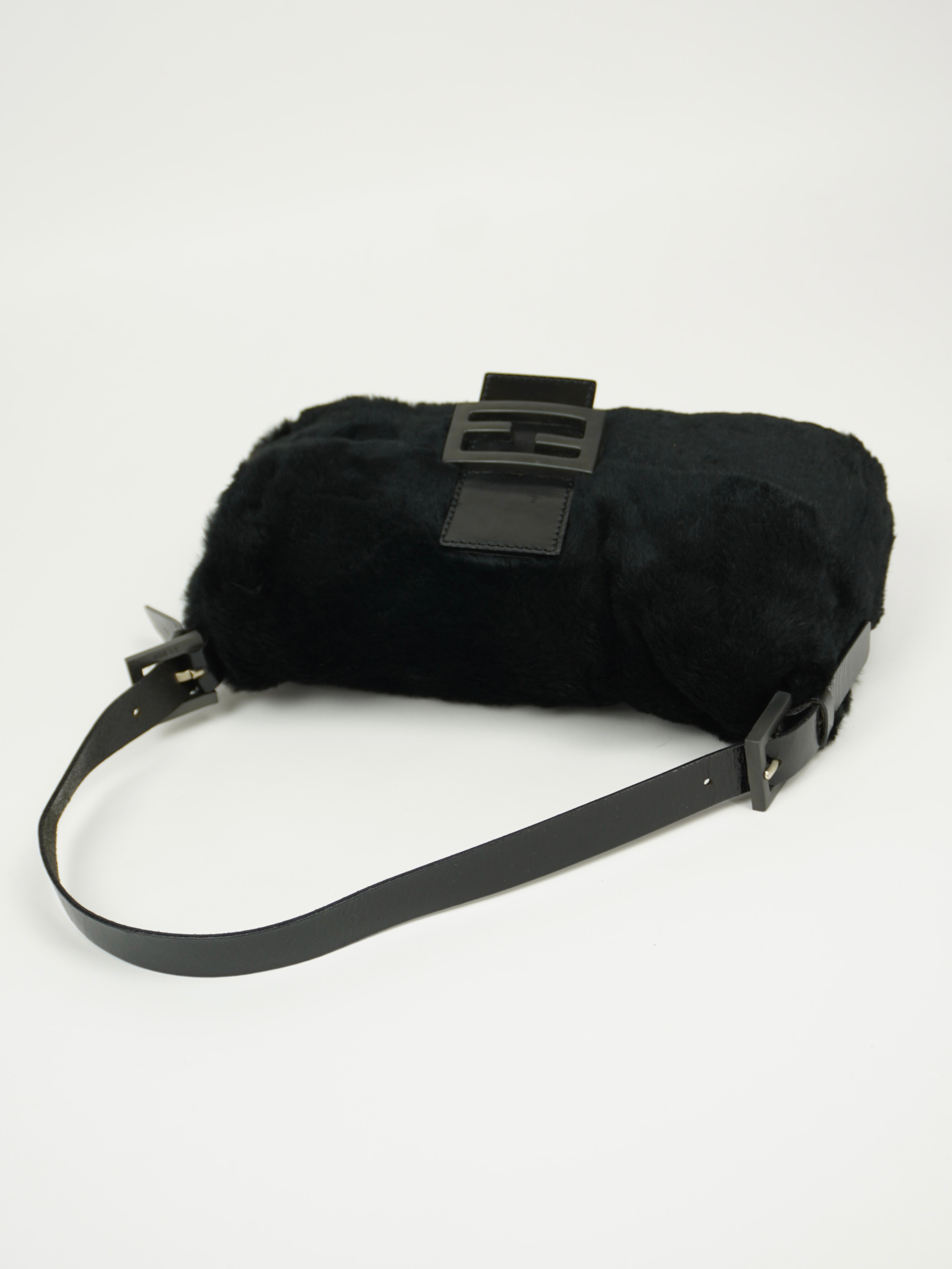 FENDI FUR BAGUETTE