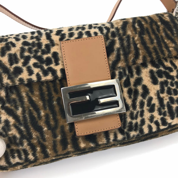 FENDI FLUFFY LEOPARD BAGUETTE BAG